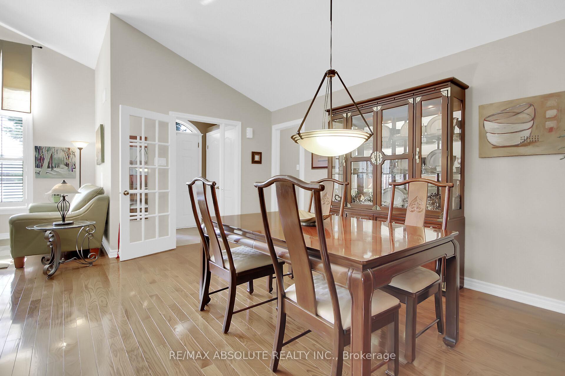 Photo 10 of 79 Nighthawk Crescent, Ottawa, Kanata - Bridlewood — HOMEH