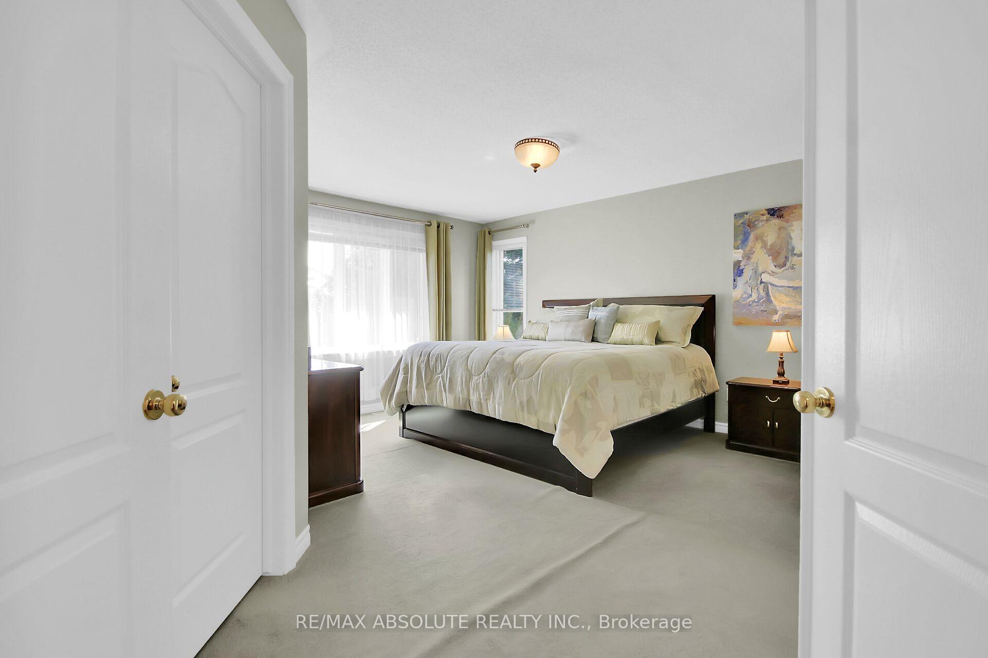 Photo 11 of 79 Nighthawk Crescent, Ottawa, Kanata - Bridlewood — HOMEH