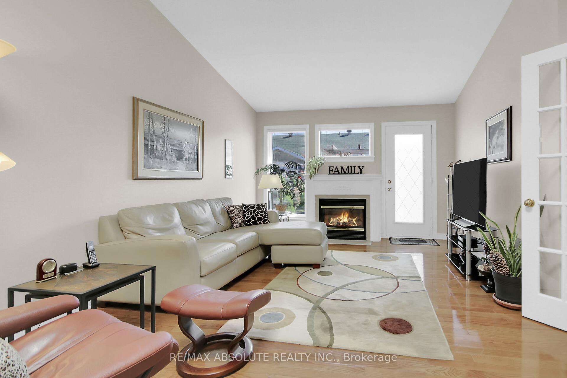 Photo 18 of 79 Nighthawk Crescent, Ottawa, Kanata - Bridlewood — HOMEH