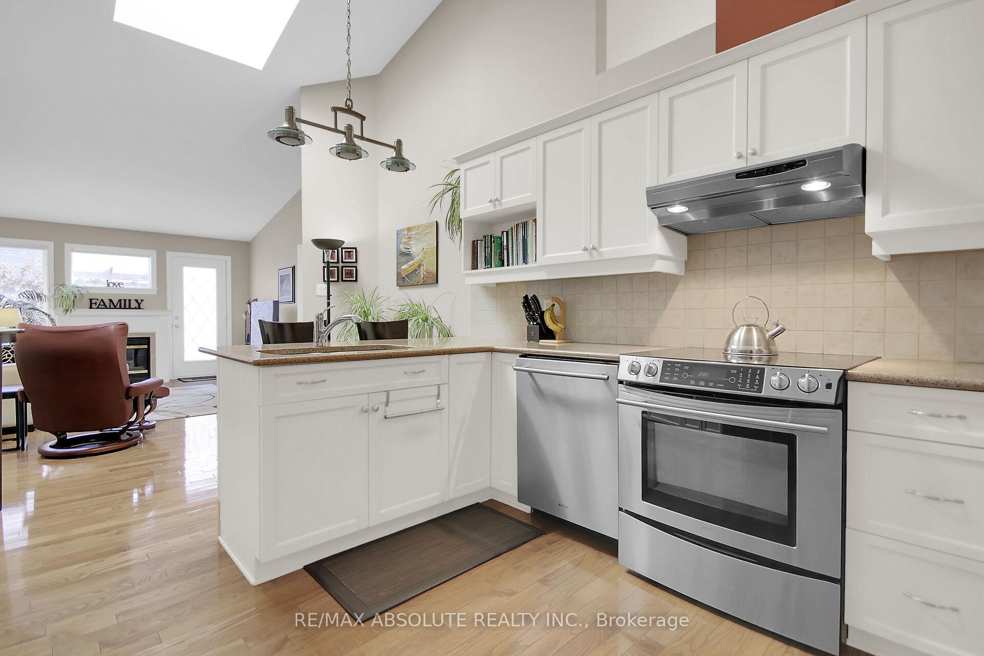 Photo 25 of 79 Nighthawk Crescent, Ottawa, Kanata - Bridlewood — HOMEH