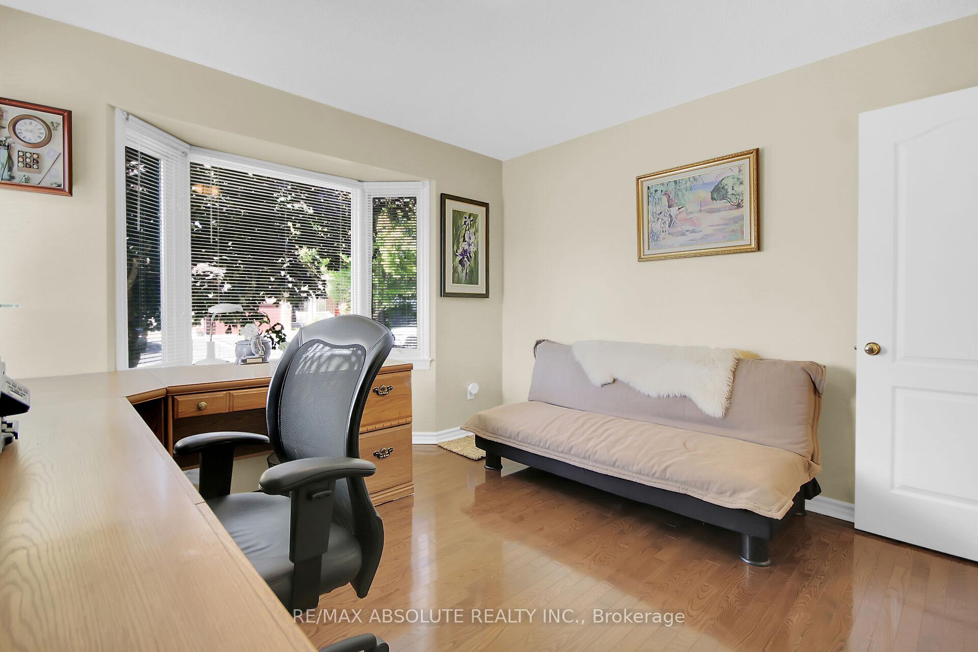 Photo 32 of 79 Nighthawk Crescent, Ottawa, Kanata - Bridlewood — HOMEH