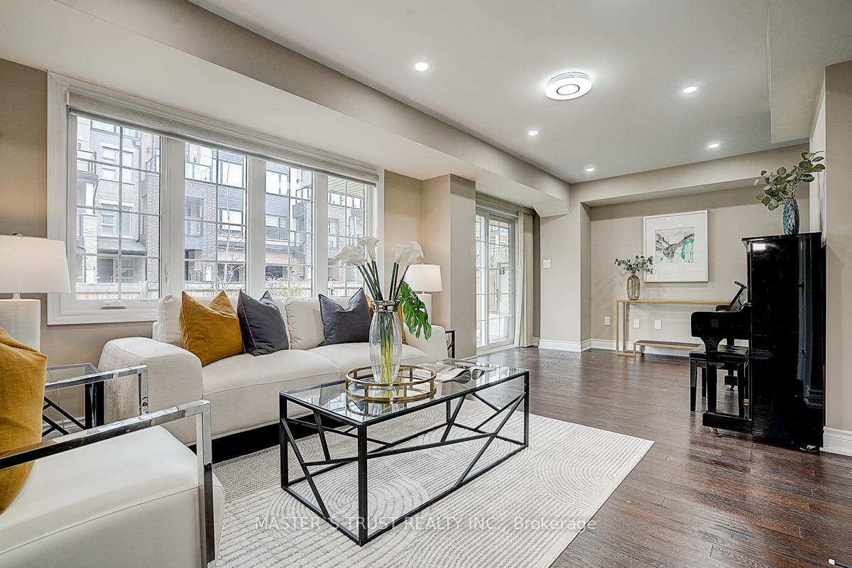 Photo 10 of 10 Creekvalley Lane, Markham, Angus Glen — HOMEH