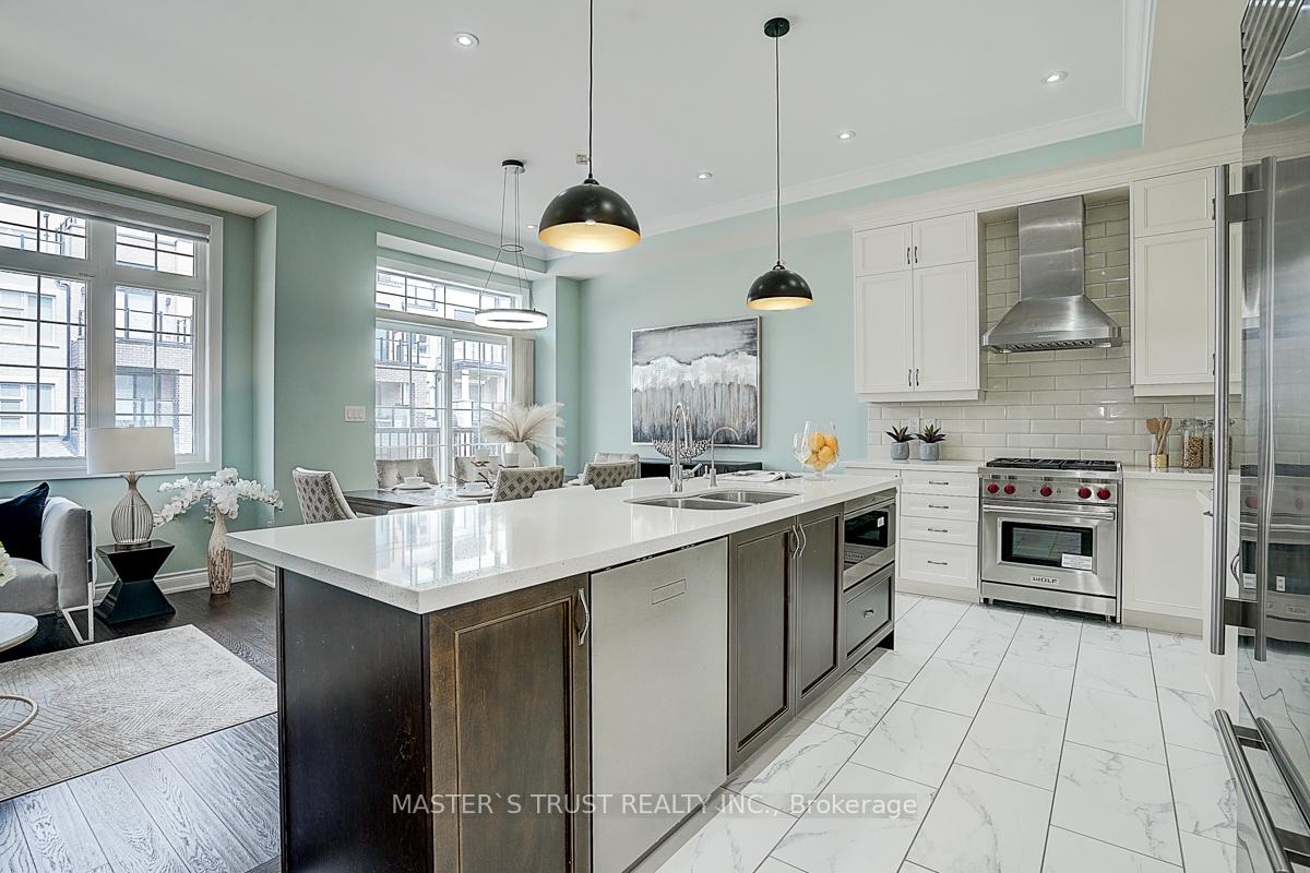 Photo 17 of 10 Creekvalley Lane, Markham, Angus Glen — HOMEH
