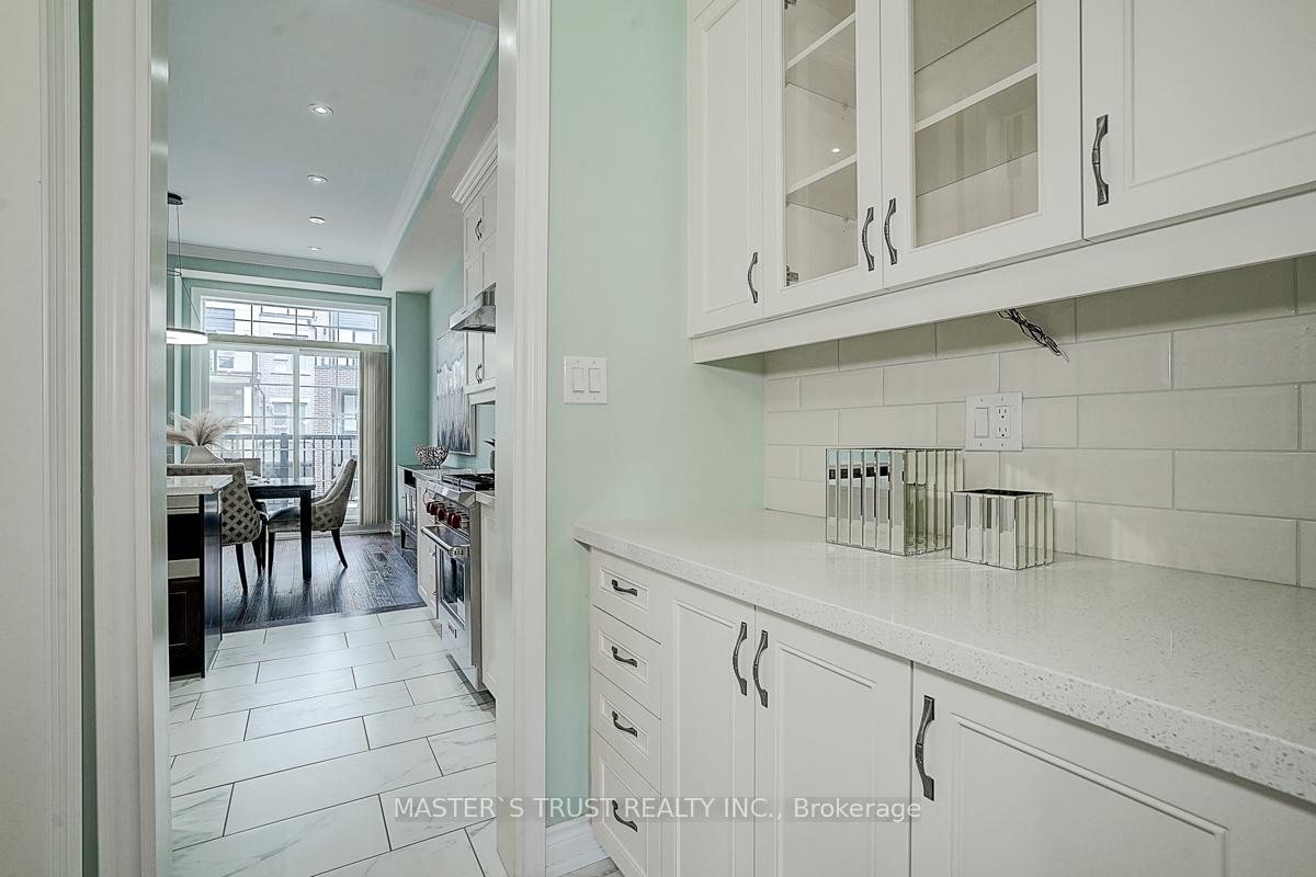Photo 20 of 10 Creekvalley Lane, Markham, Angus Glen — HOMEH