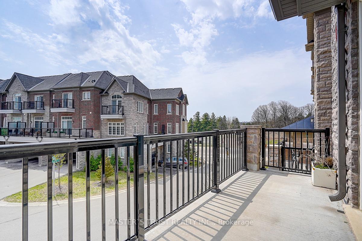 Photo 38 of 10 Creekvalley Lane, Markham, Angus Glen — HOMEH