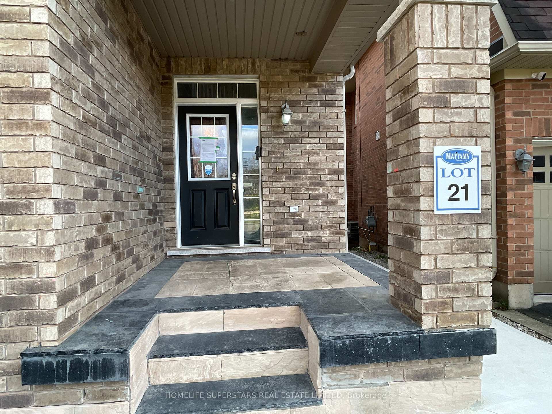 Photo 1 of 184 Ruhl Drive, Milton, Willmott — HOMEH