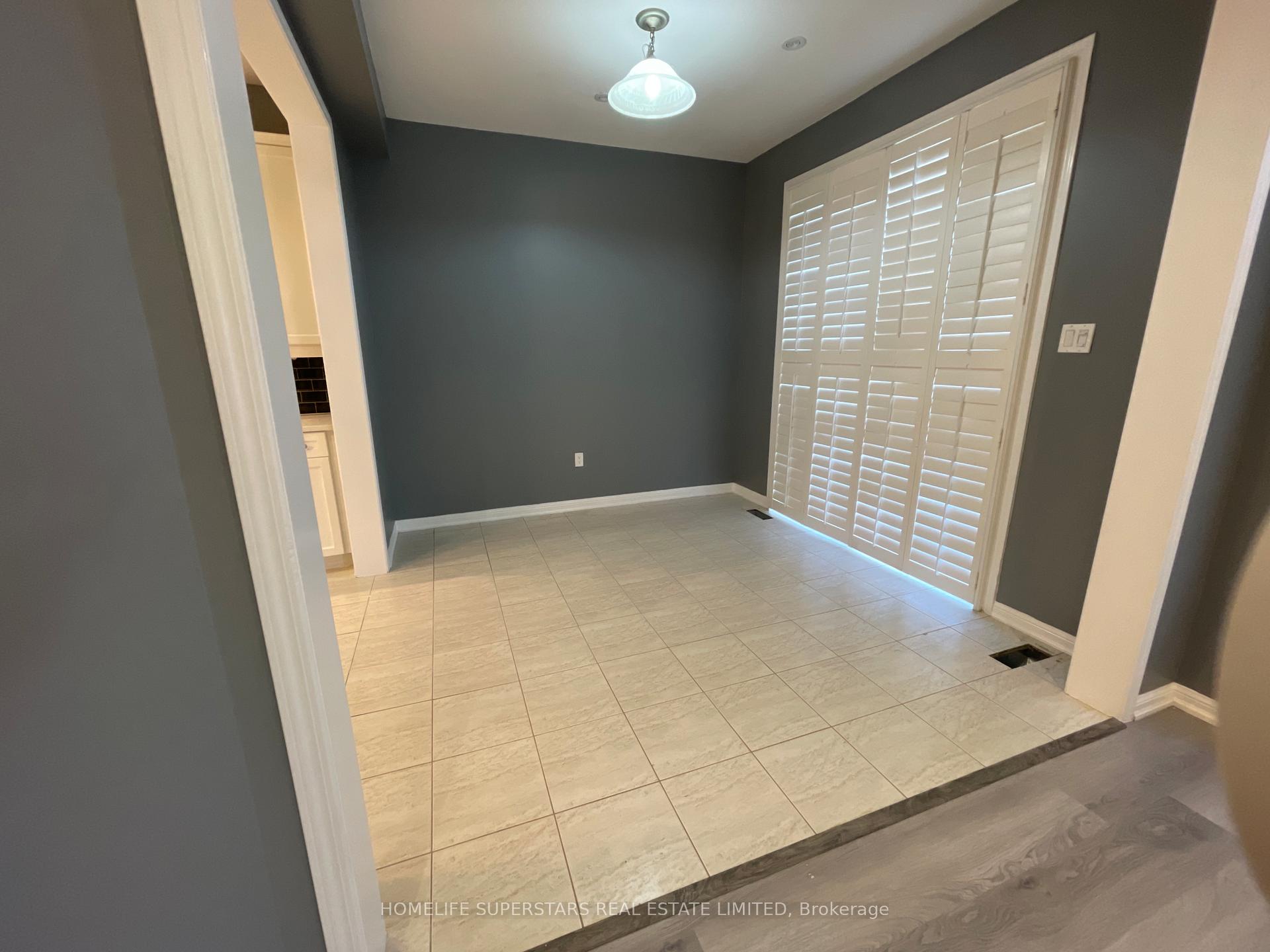 Photo 11 of 184 Ruhl Drive, Milton, Willmott — HOMEH