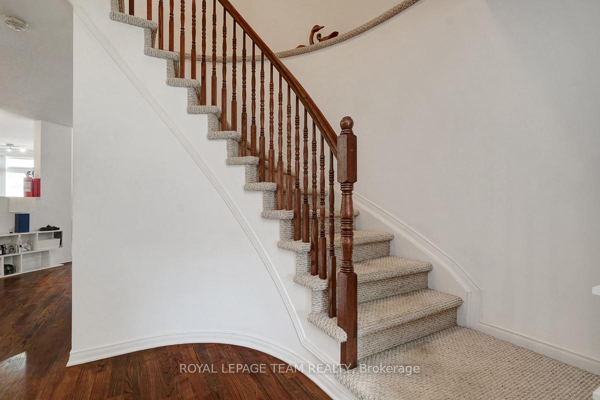 Photo 6 of 172 Romina Street, Ottawa, Kanata - Emerald Meadows/Trailwest — HOMEH