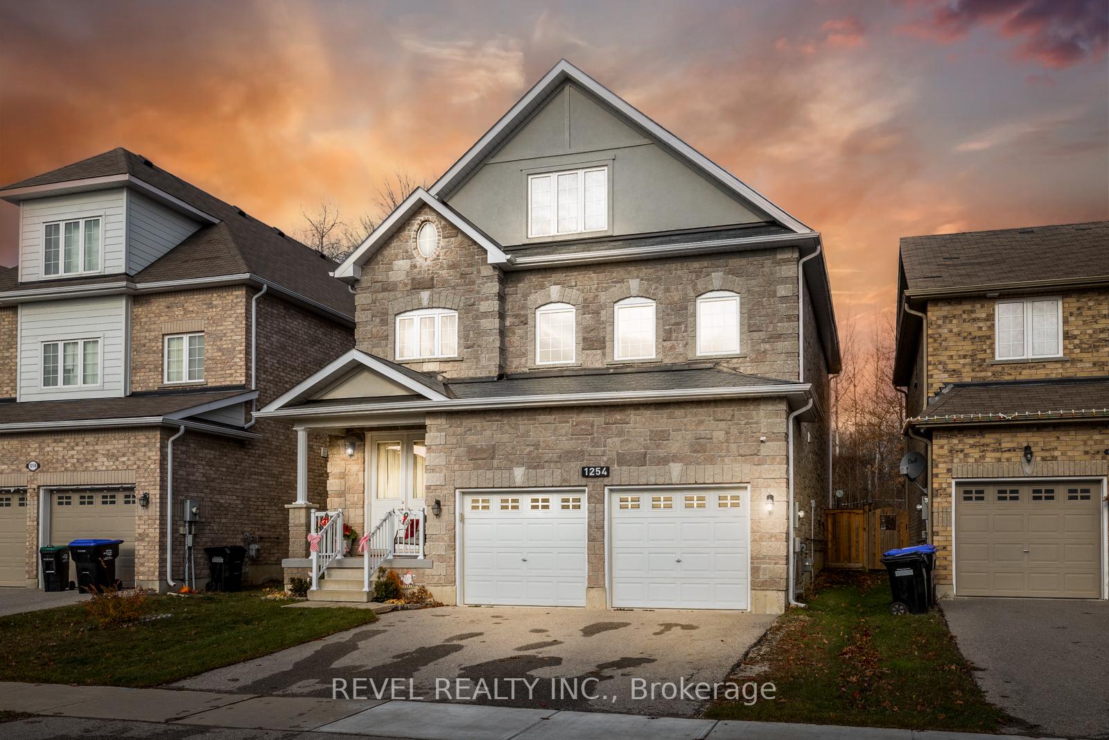 Front of 1254 Leslie Drive