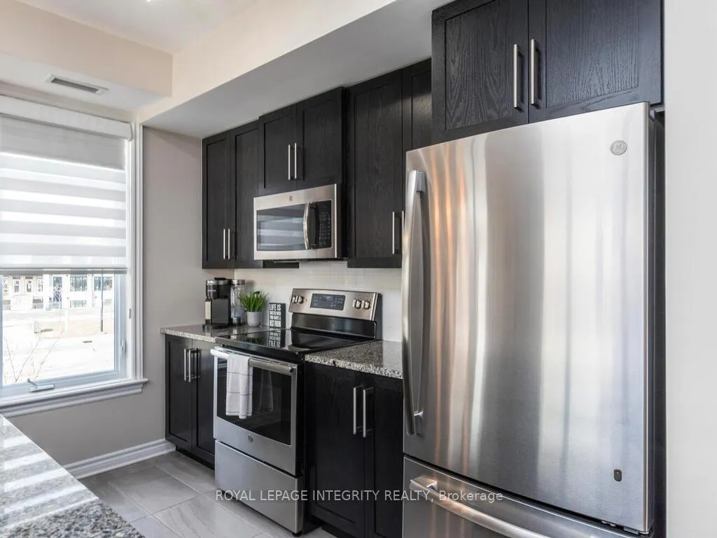 Photo 13 of Unit 201, 300 Jatoba Private, Ottawa, Kanata - Emerald Meadows/Trailwest — HOMEH
