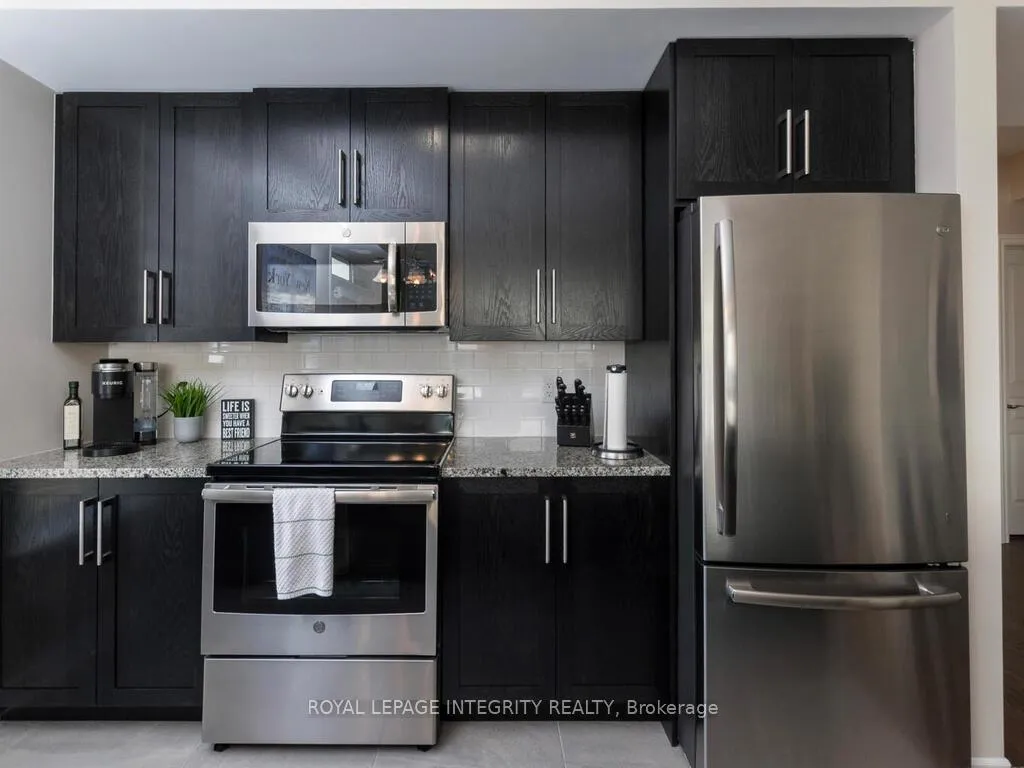 Photo 14 of Unit 201, 300 Jatoba Private, Ottawa, Kanata - Emerald Meadows/Trailwest — HOMEH