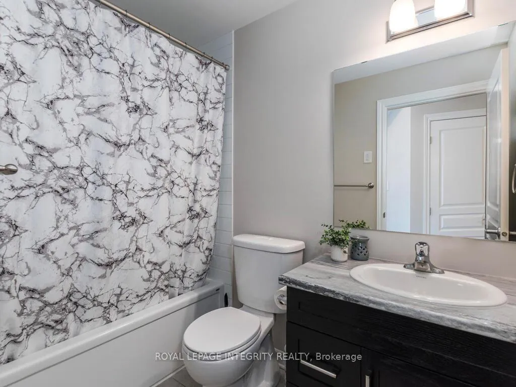 Photo 23 of Unit 201, 300 Jatoba Private, Ottawa, Kanata - Emerald Meadows/Trailwest — HOMEH