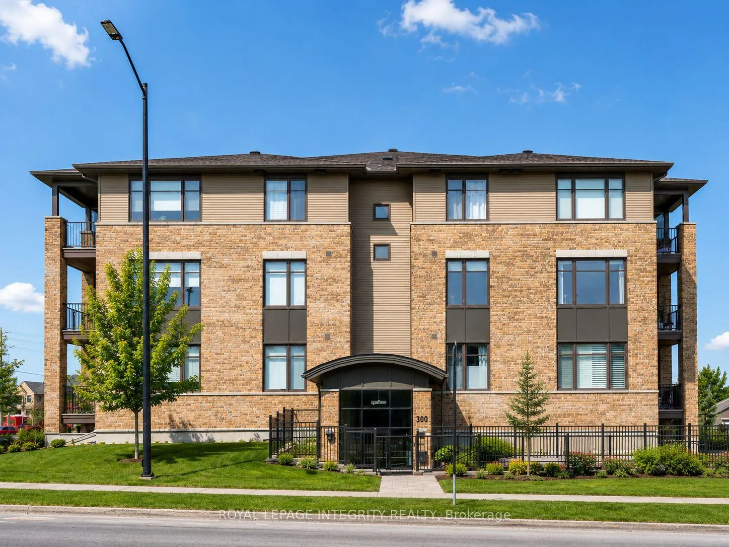 Photo 33 of Unit 201, 300 Jatoba Private, Ottawa, Kanata - Emerald Meadows/Trailwest — HOMEH
