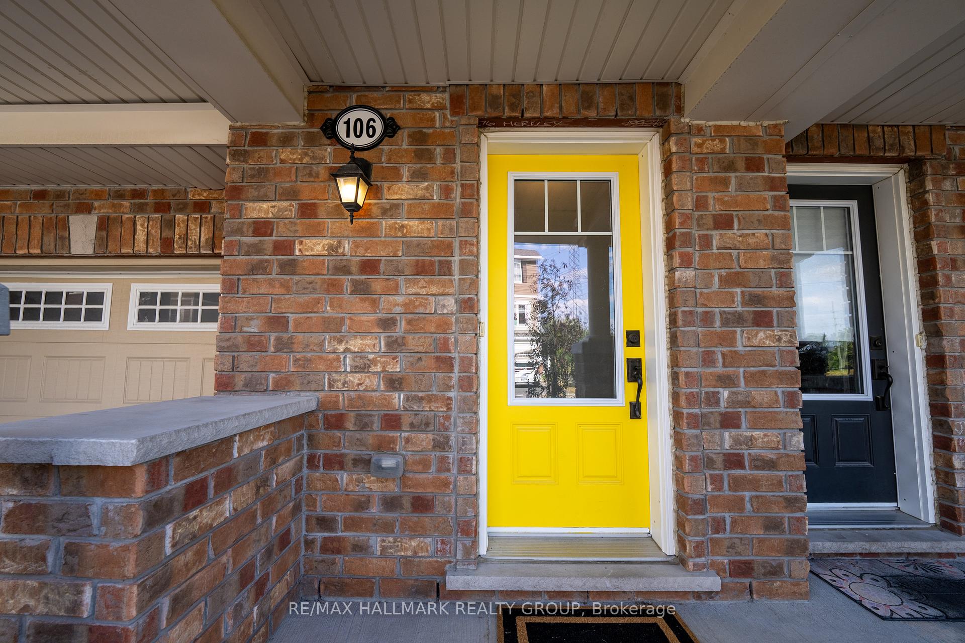 Photo 2 of 106 Gelderland Private, Ottawa, Kanata - Emerald Meadows/Trailwest — HOMEH