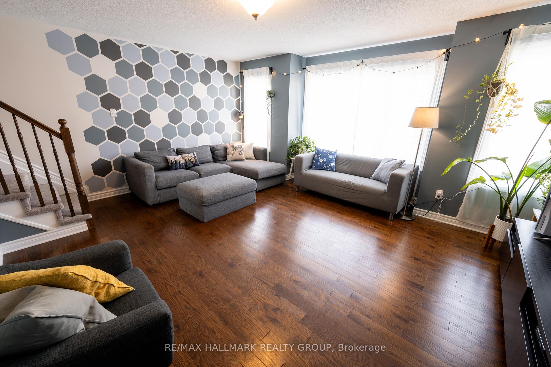 Photo 17 of 106 Gelderland Private, Ottawa, Kanata - Emerald Meadows/Trailwest — HOMEH