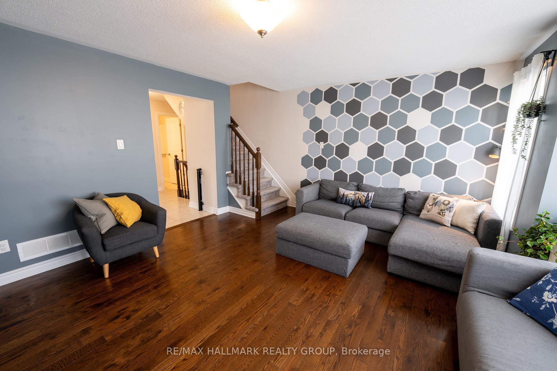 Photo 18 of 106 Gelderland Private, Ottawa, Kanata - Emerald Meadows/Trailwest — HOMEH