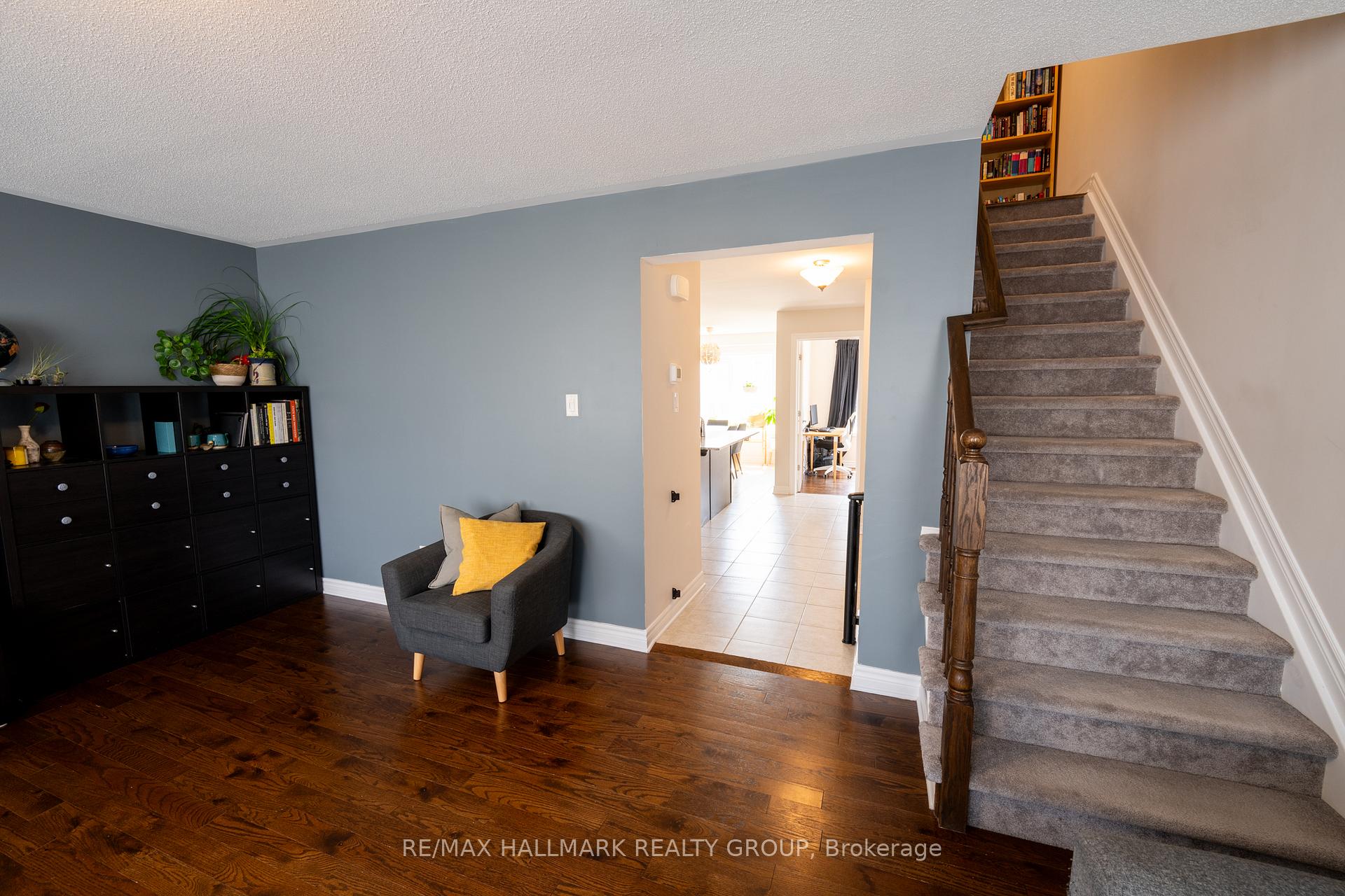 Photo 19 of 106 Gelderland Private, Ottawa, Kanata - Emerald Meadows/Trailwest — HOMEH