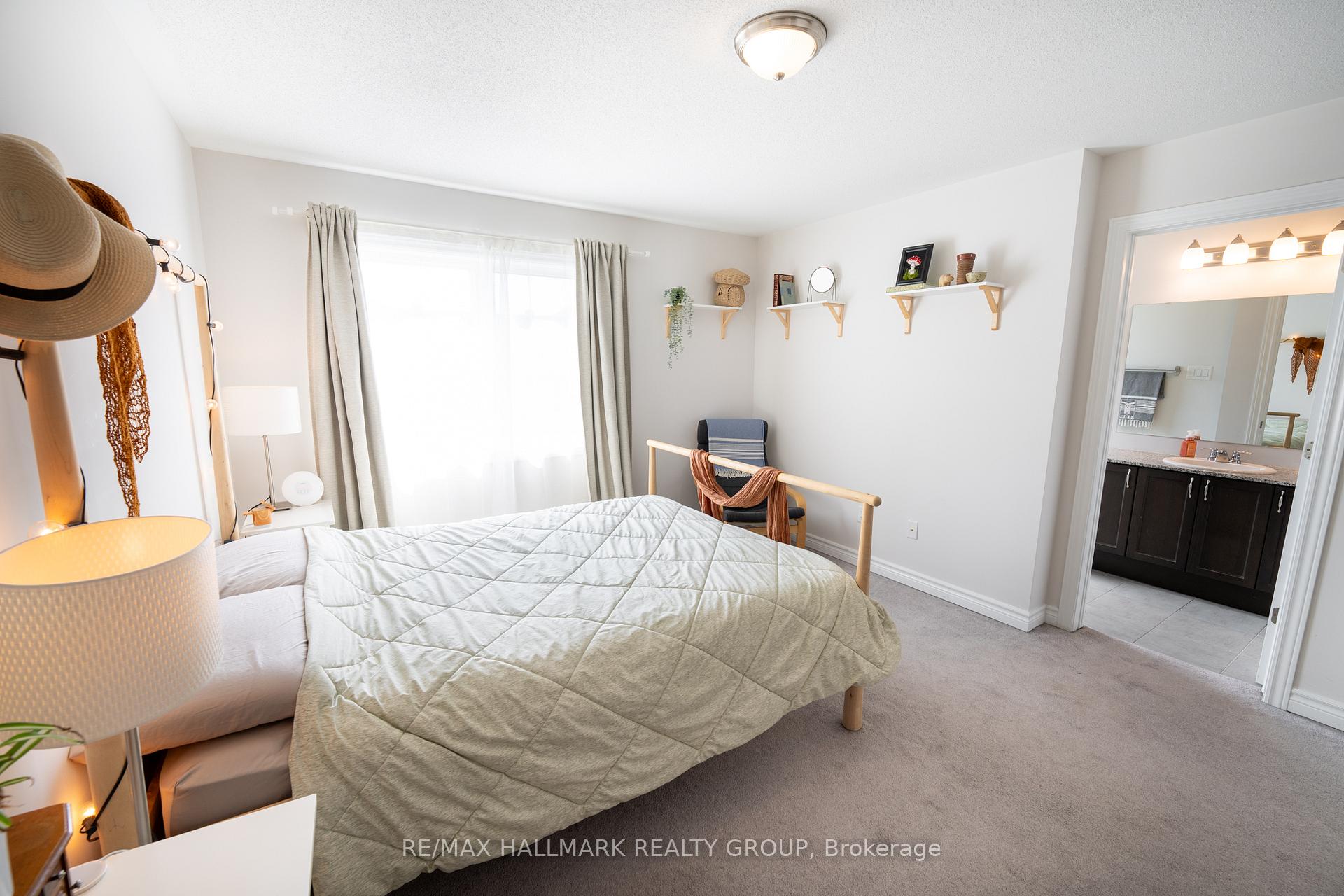 Photo 23 of 106 Gelderland Private, Ottawa, Kanata - Emerald Meadows/Trailwest — HOMEH