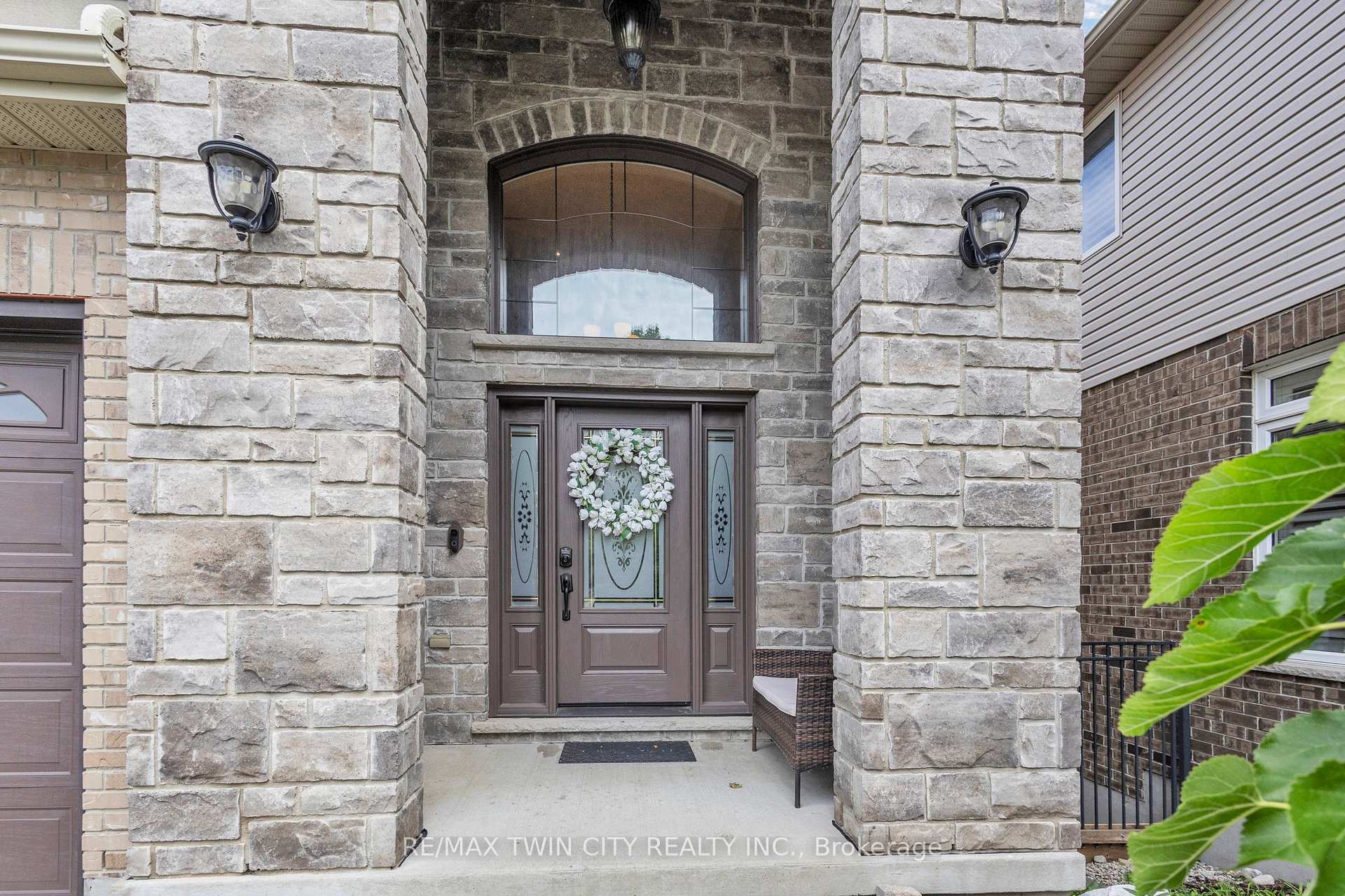 Photo 7 of 224 Paige Place, Kitchener — HOMEH