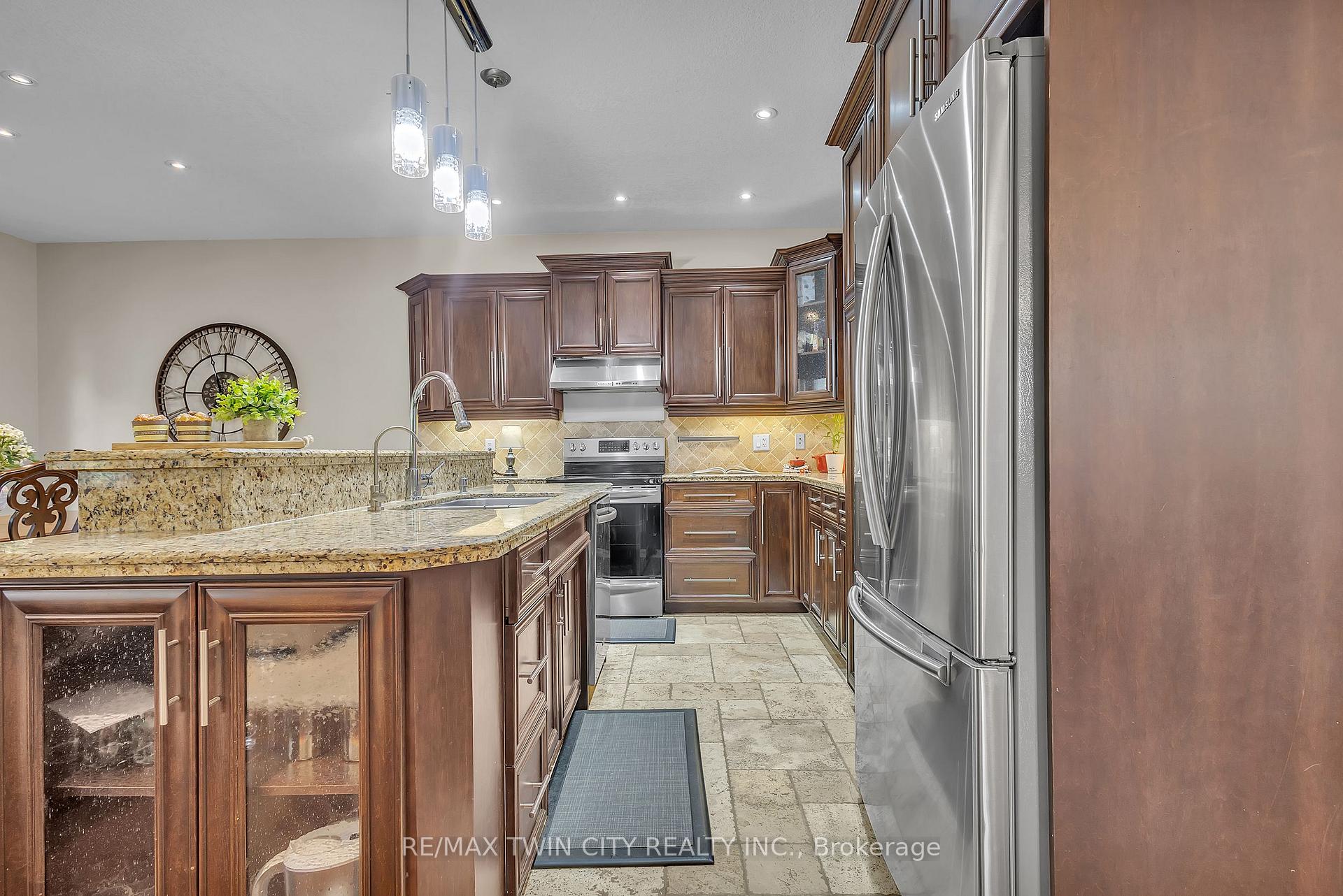 Photo 14 of 224 Paige Place, Kitchener — HOMEH