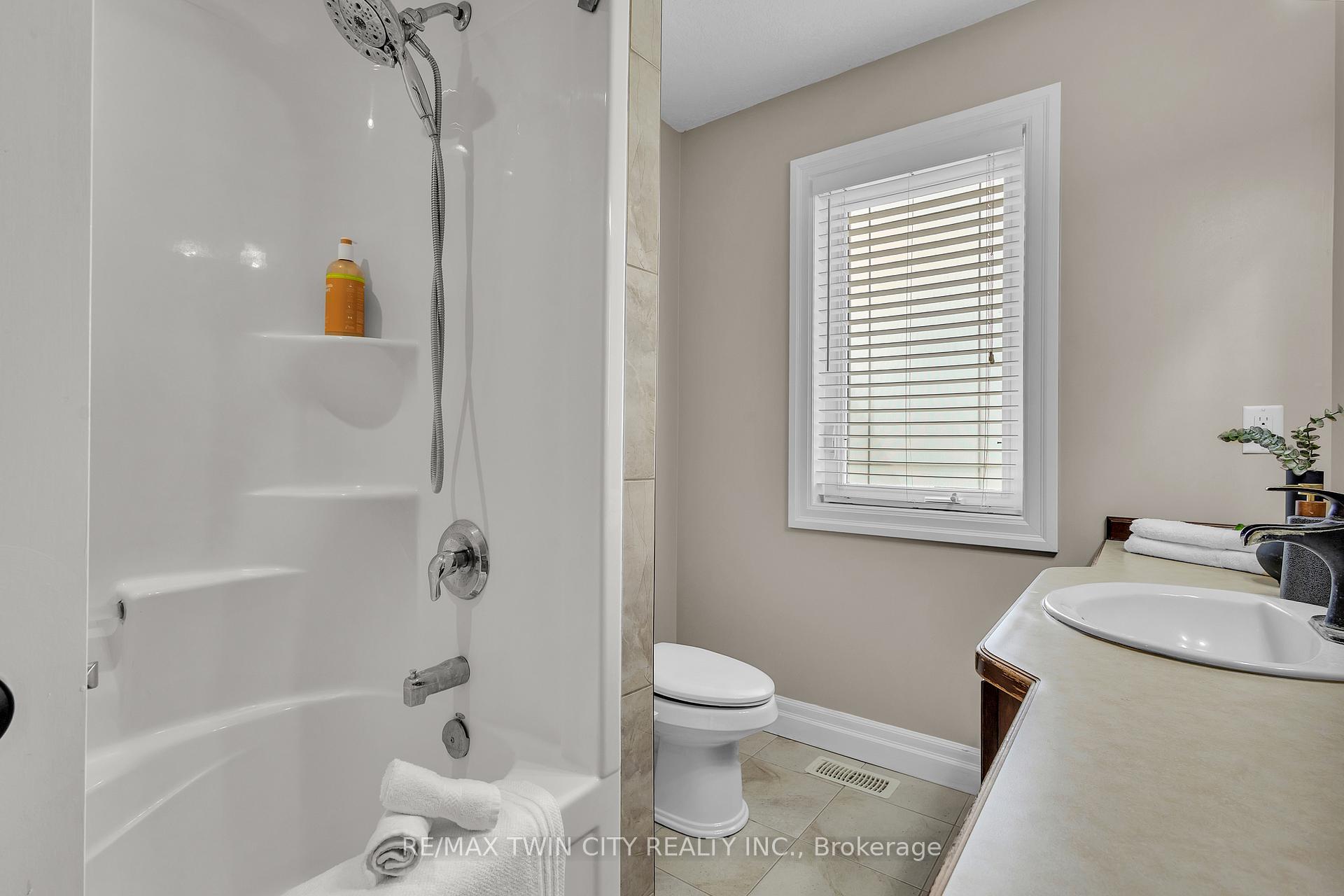 Photo 27 of 224 Paige Place, Kitchener — HOMEH