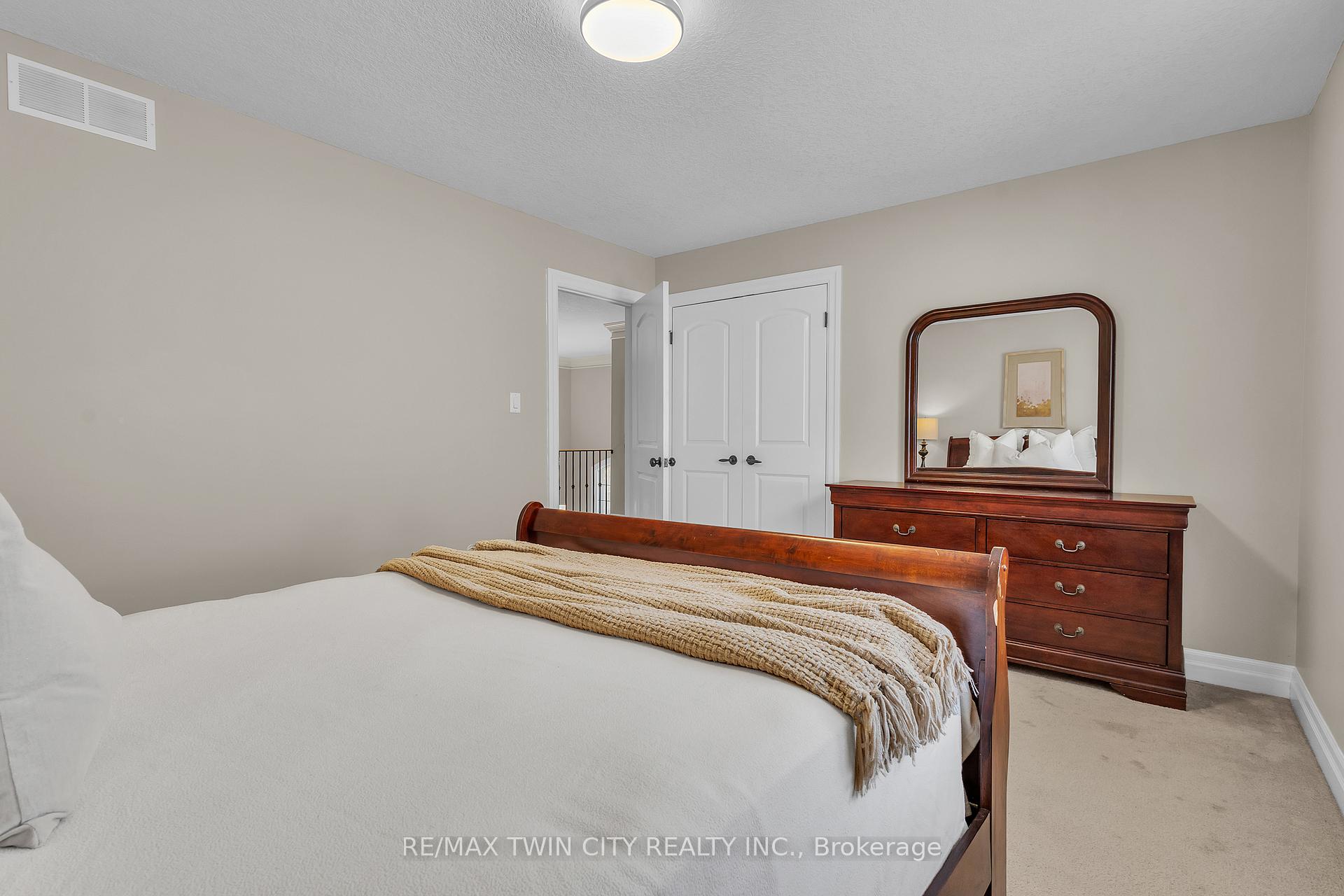 Photo 31 of 224 Paige Place, Kitchener — HOMEH