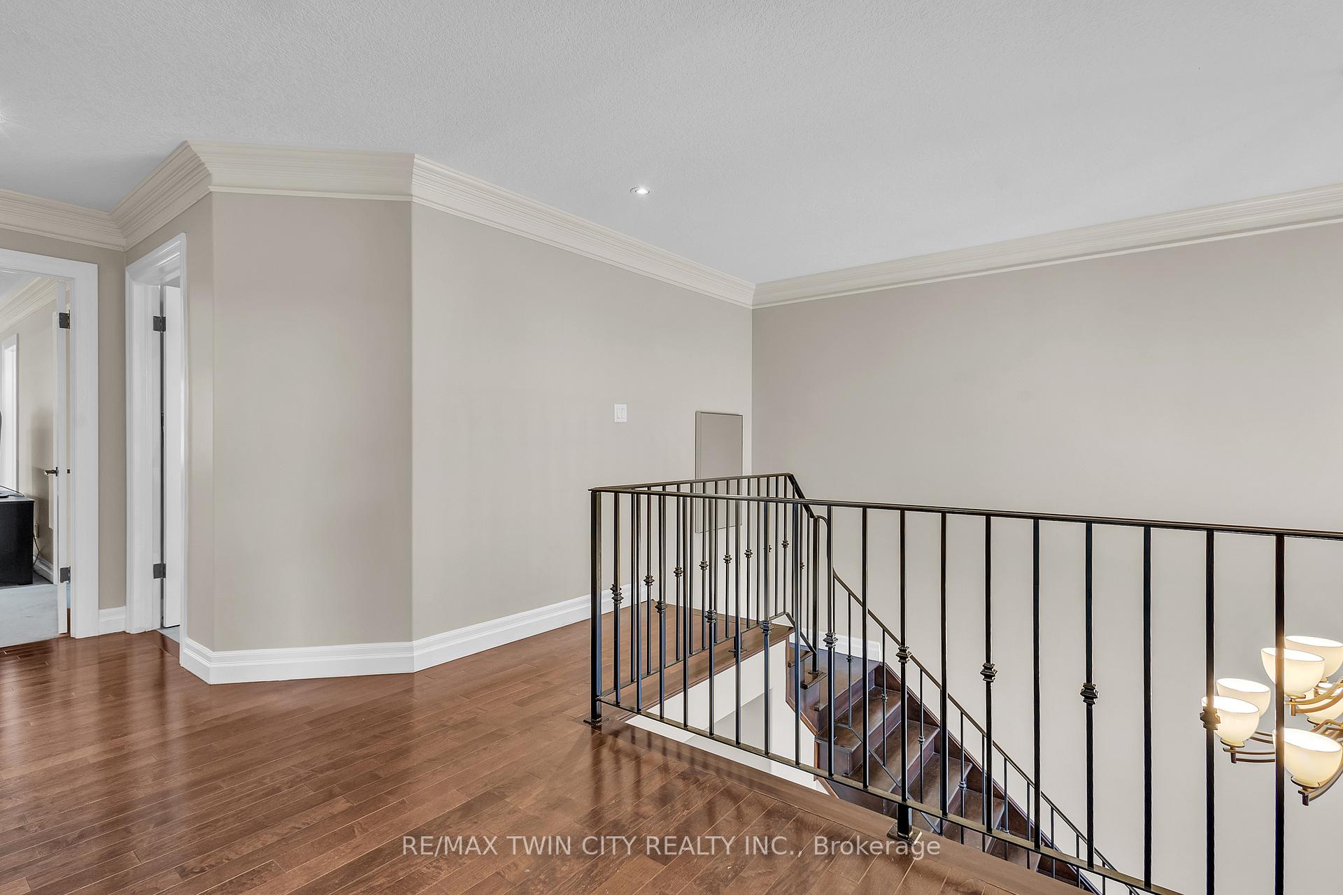 Photo 32 of 224 Paige Place, Kitchener — HOMEH