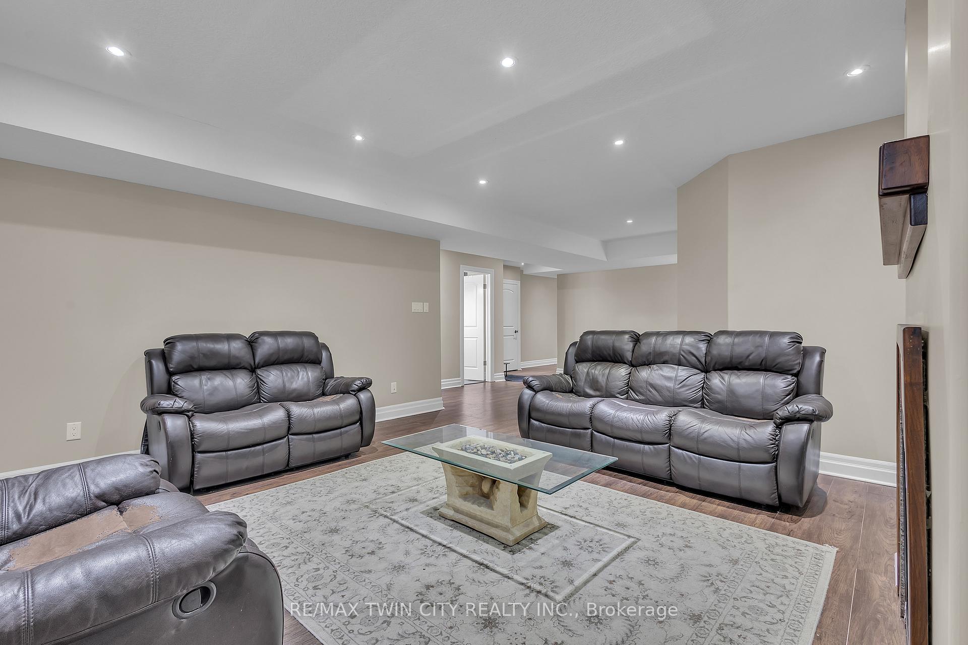 Photo 42 of 224 Paige Place, Kitchener — HOMEH