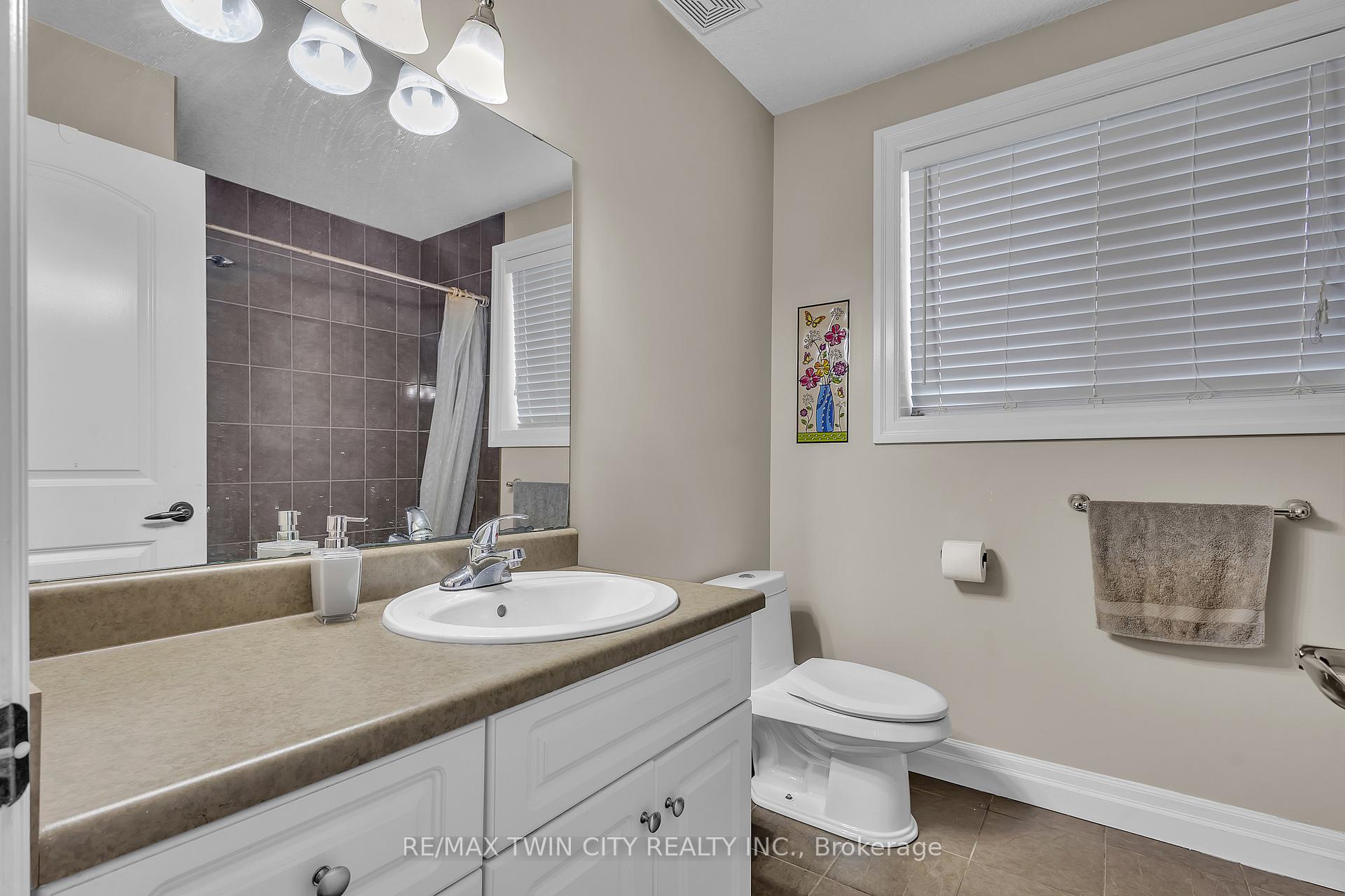Photo 43 of 224 Paige Place, Kitchener — HOMEH