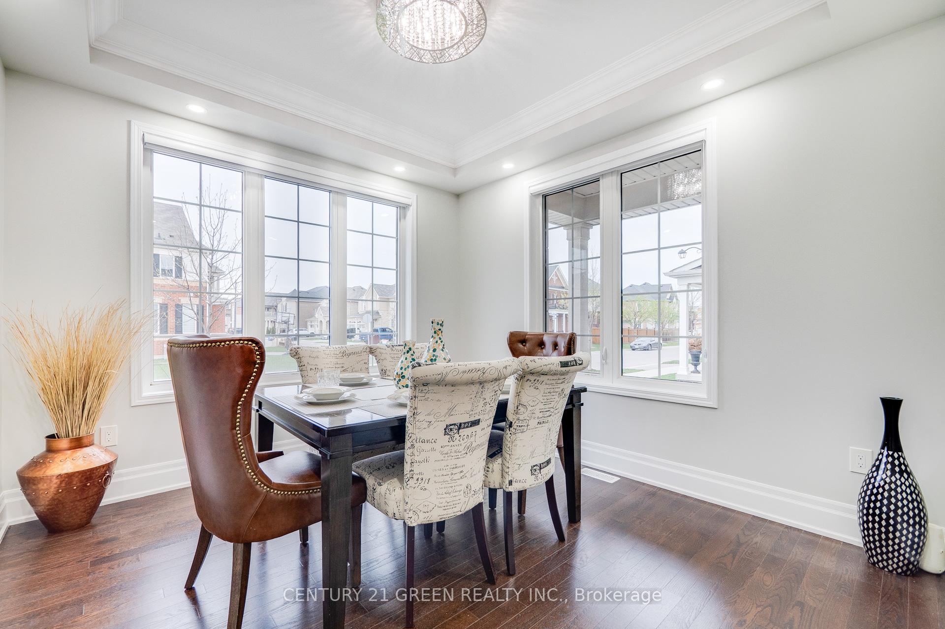 Photo 8 of 1436 Connaught Terrace, Milton, Ford — HOMEH