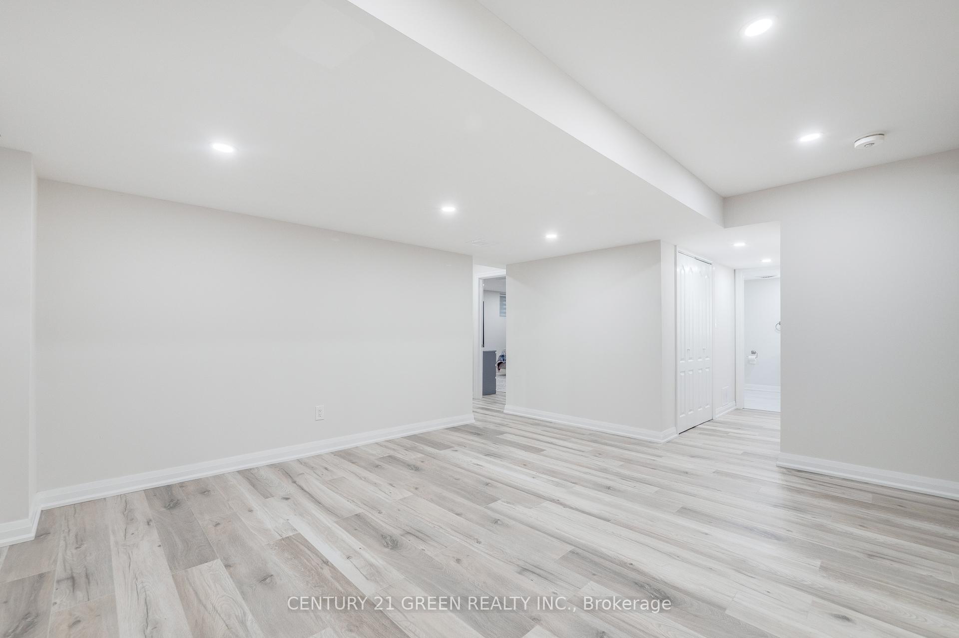 Photo 35 of 1436 Connaught Terrace, Milton, Ford — HOMEH