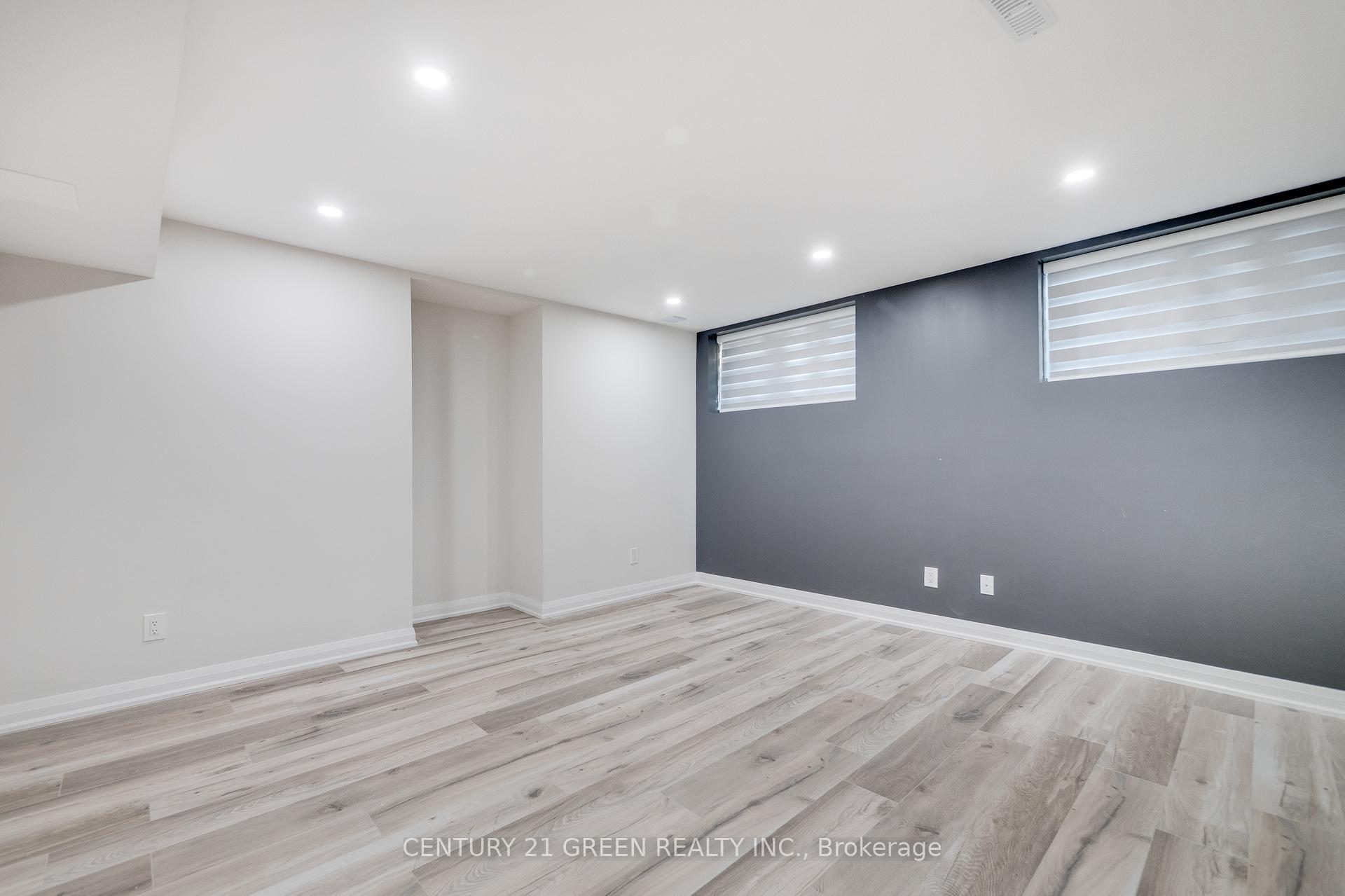 Photo 40 of 1436 Connaught Terrace, Milton, Ford — HOMEH