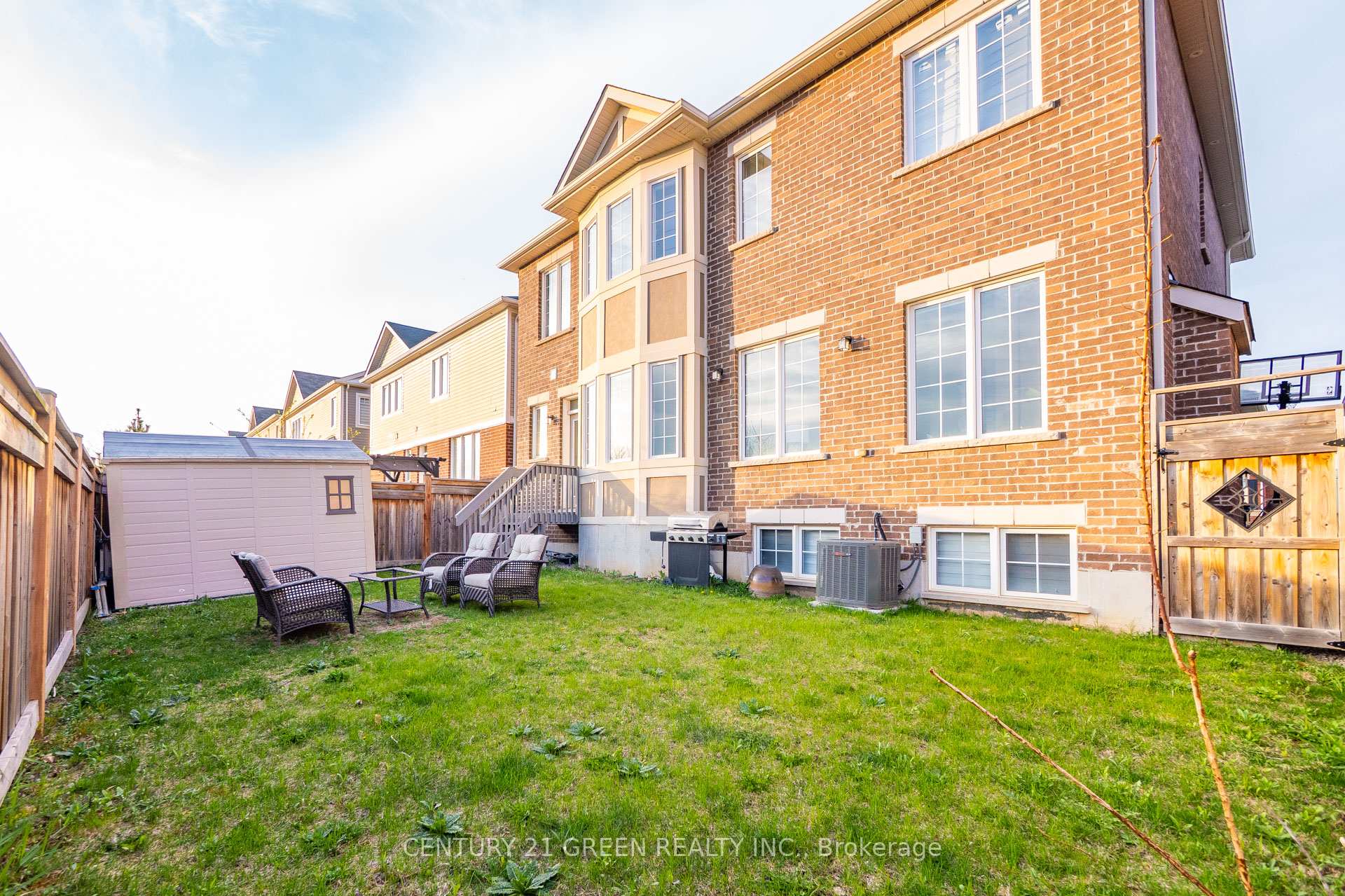 Photo 49 of 1436 Connaught Terrace, Milton, Ford — HOMEH