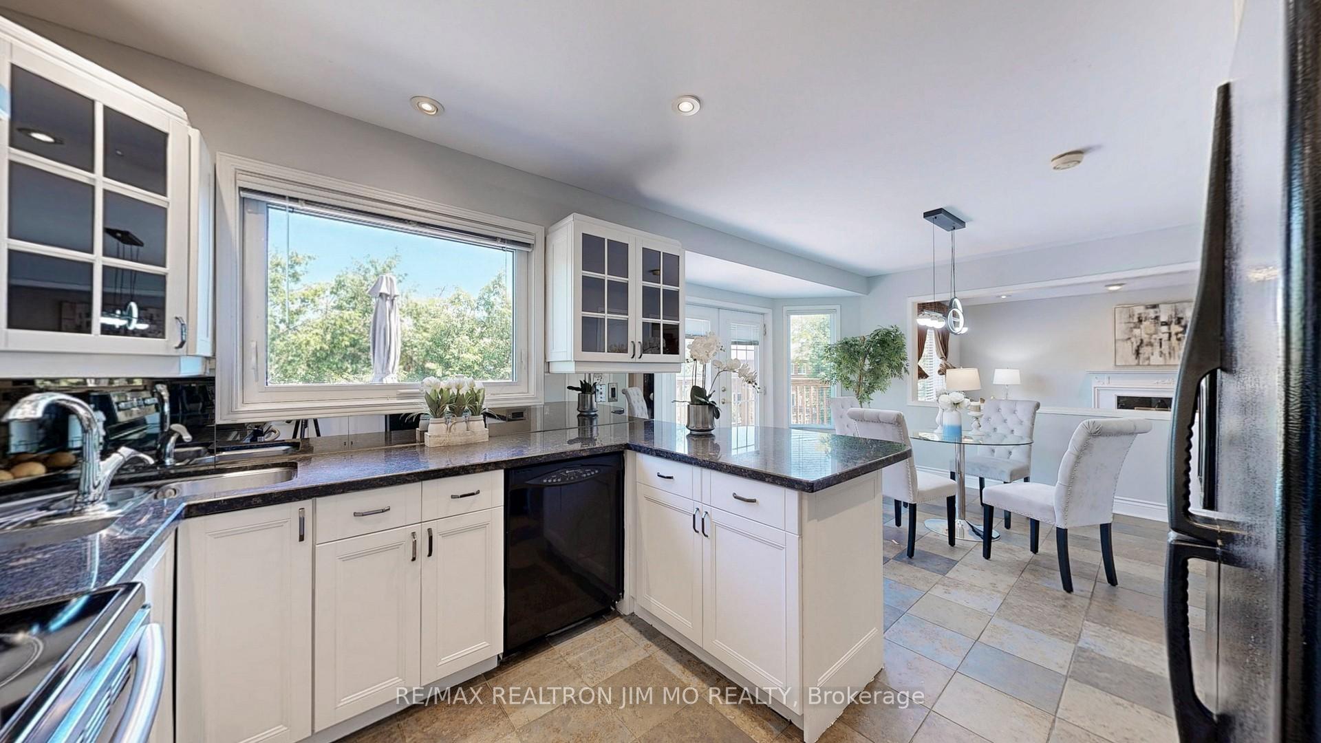 Photo 13 of 58 Webber Crescent, Markham, Unionville — HOMEH