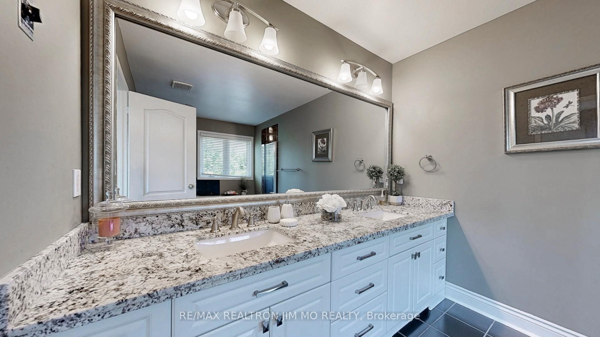 Photo 26 of 58 Webber Crescent, Markham, Unionville — HOMEH