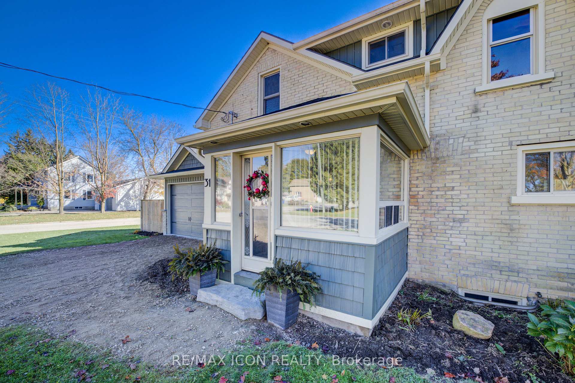 Photo 4 of 31 Pellister Street W, Minto — HOMEH