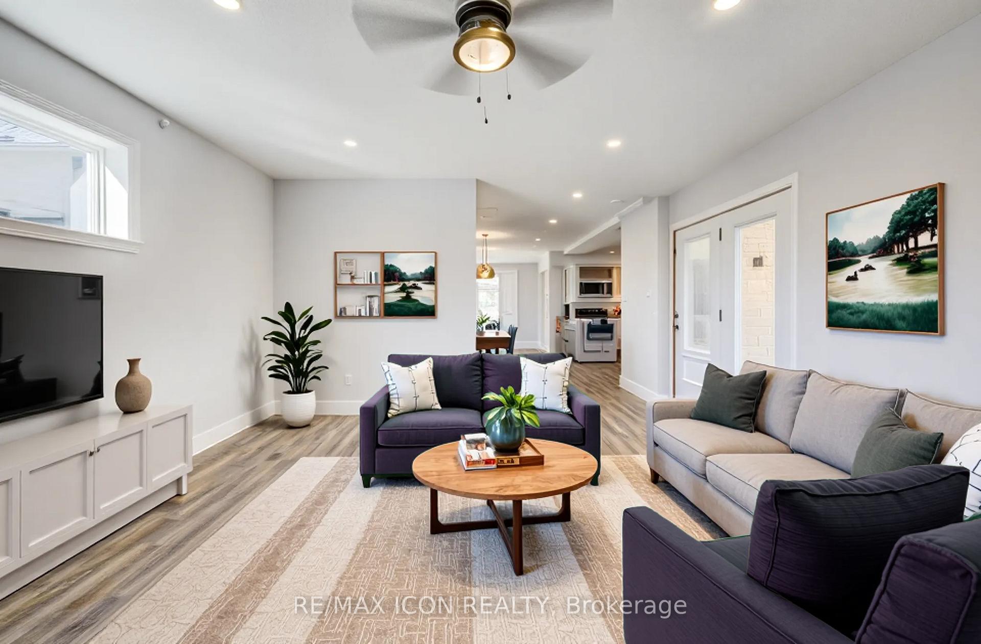 Photo 16 of 31 Pellister Street W, Minto — HOMEH