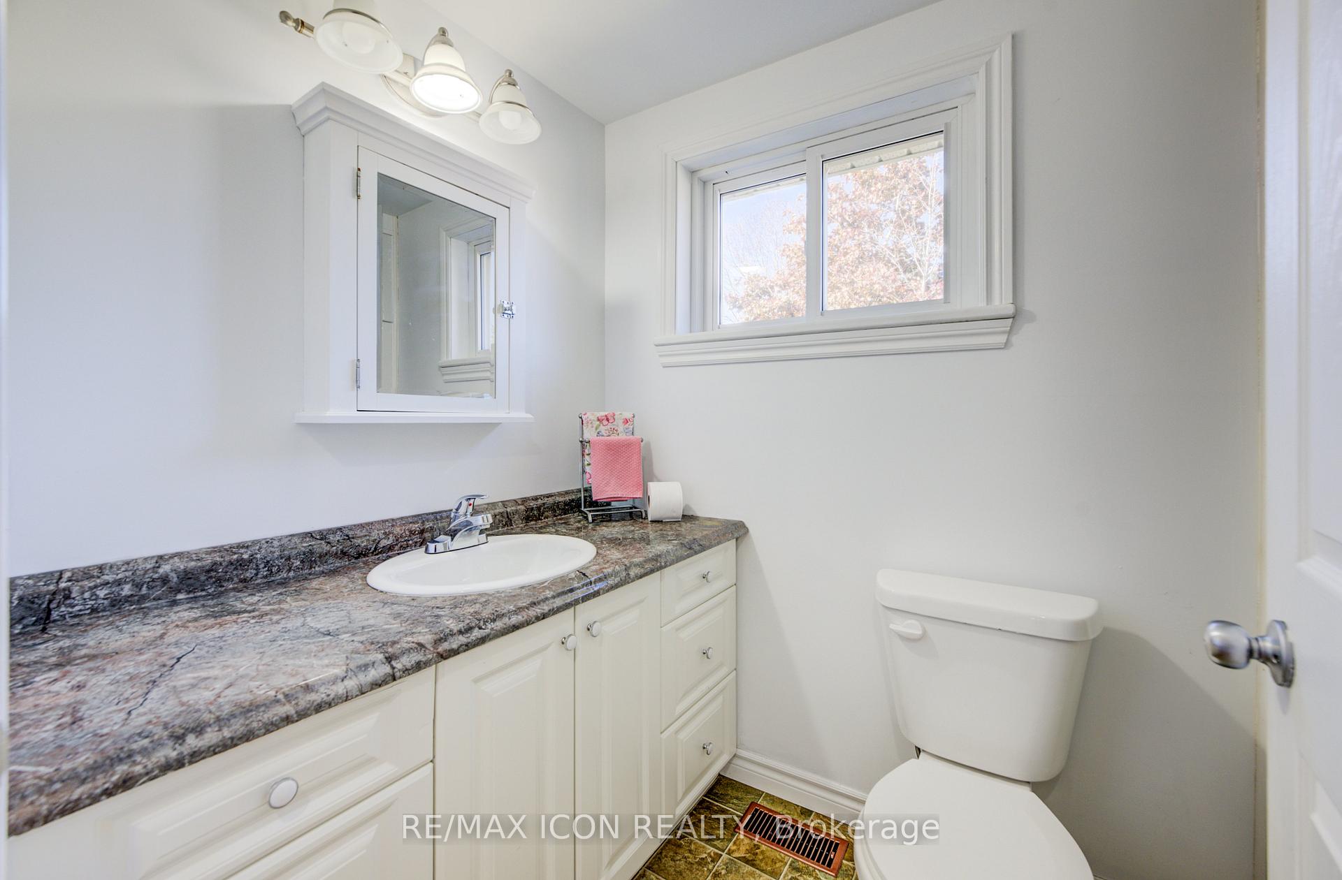 Photo 31 of 31 Pellister Street W, Minto — HOMEH