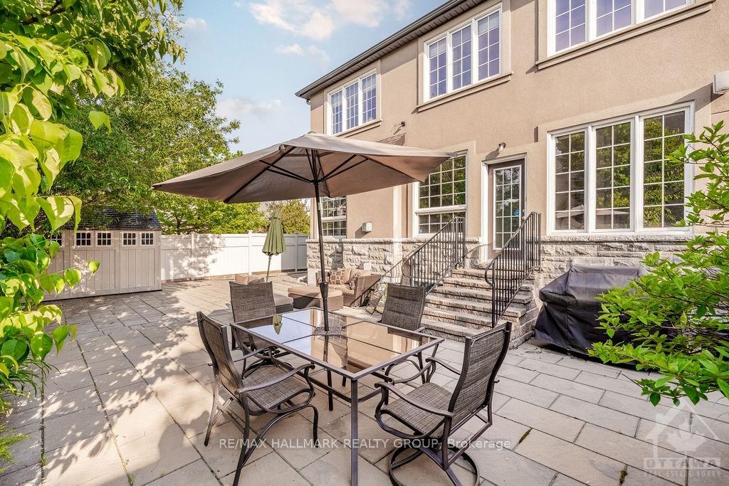 Photo 18 of 648 Kochar Drive, Ottawa, Mooneys Bay — HOMEH