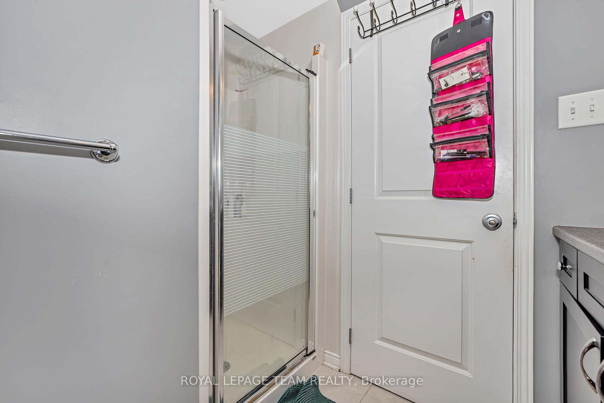 Photo 16 of 625 Pepperville Crescent, Ottawa, Kanata - Emerald Meadows/Trailwest — HOMEH