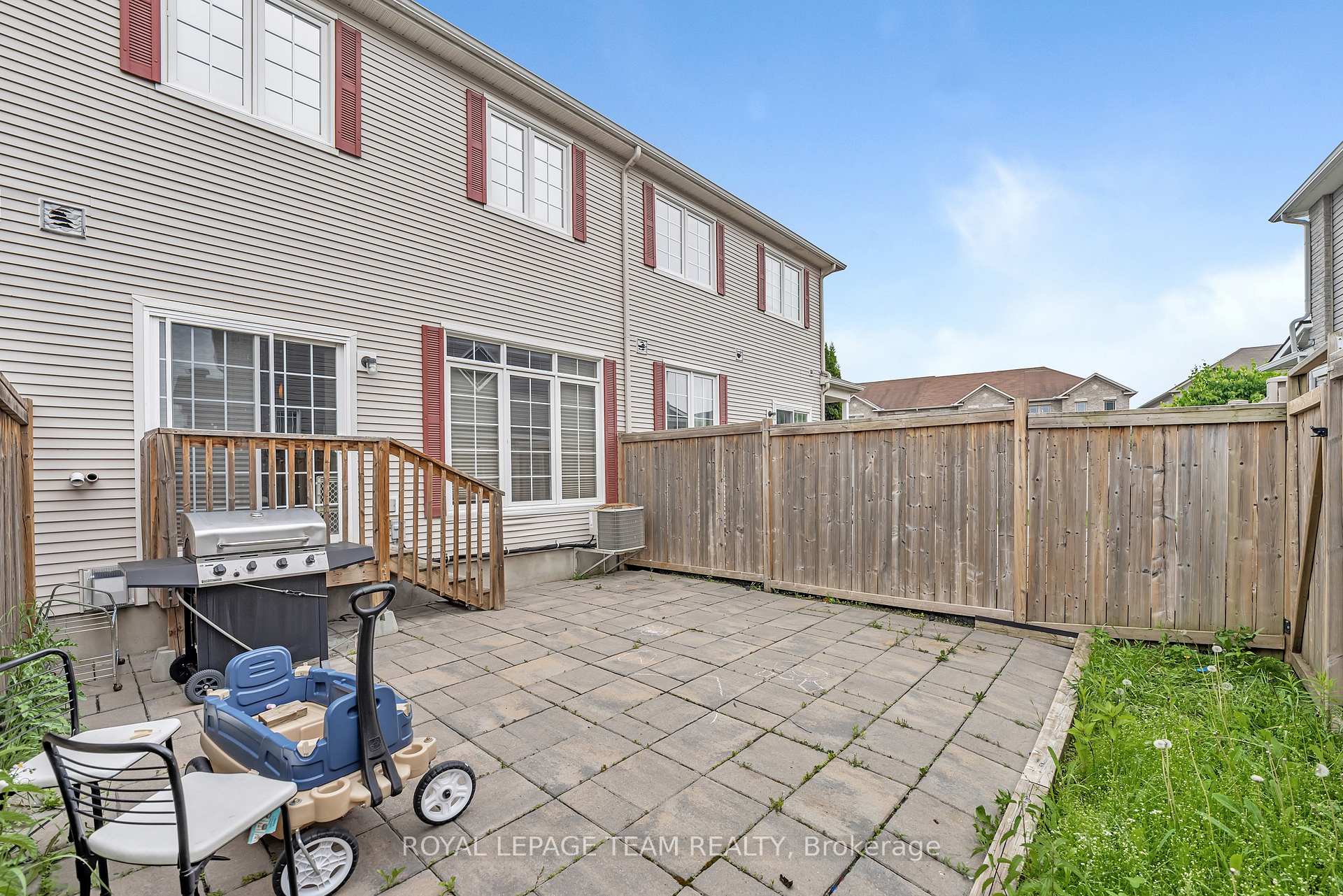 Photo 25 of 625 Pepperville Crescent, Ottawa, Kanata - Emerald Meadows/Trailwest — HOMEH
