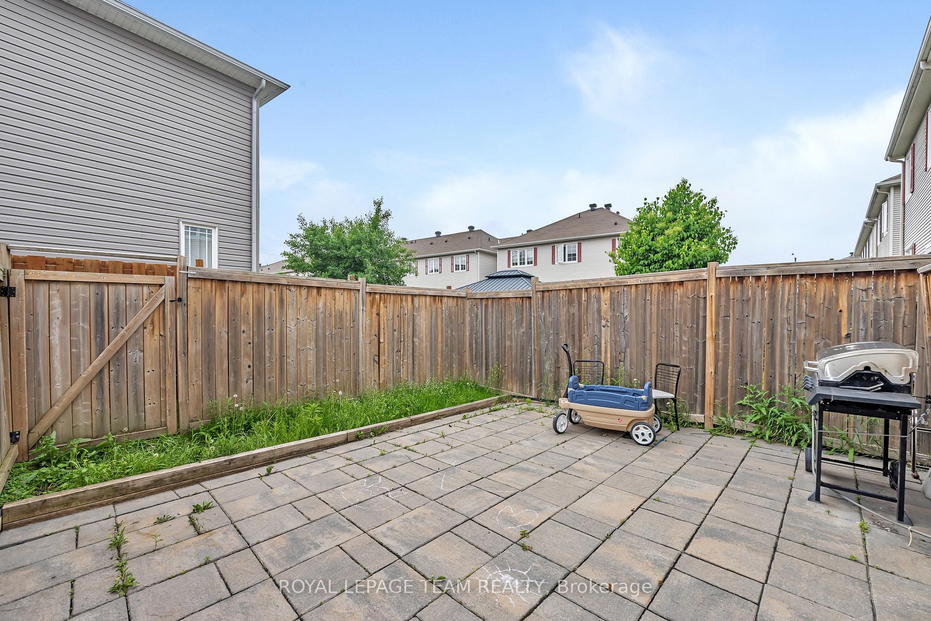 Photo 26 of 625 Pepperville Crescent, Ottawa, Kanata - Emerald Meadows/Trailwest — HOMEH