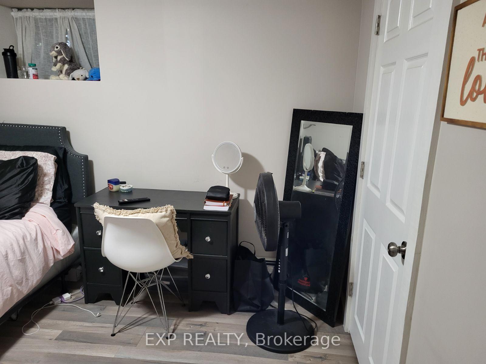 Photo 13 of Unit B, 58 Fairholt Road, Hamilton, Stripley — HOMEH