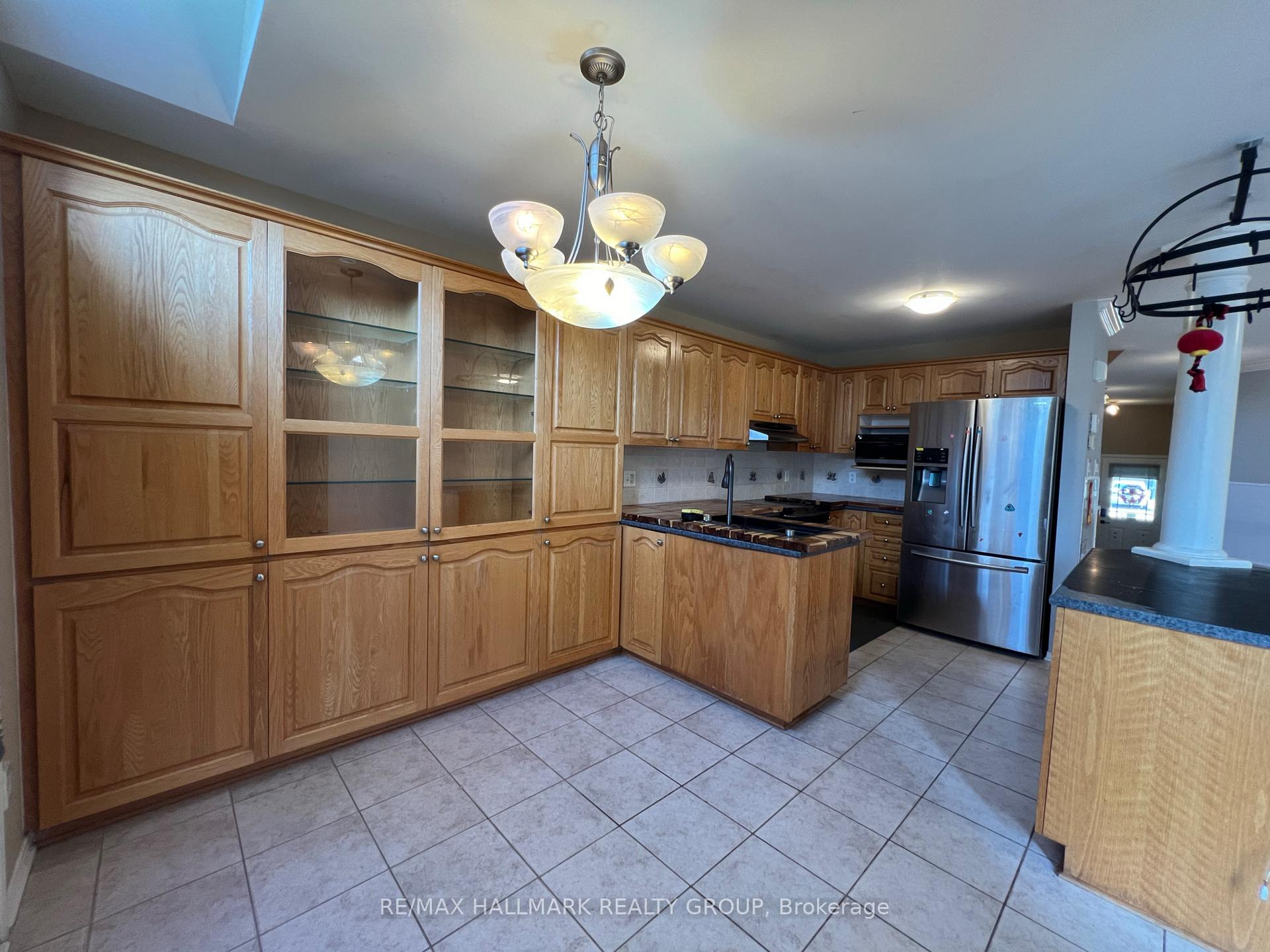 Photo 9 of 105 Mcbrien Street, Ottawa, Kanata - Morgan's Grant/South March — HOMEH