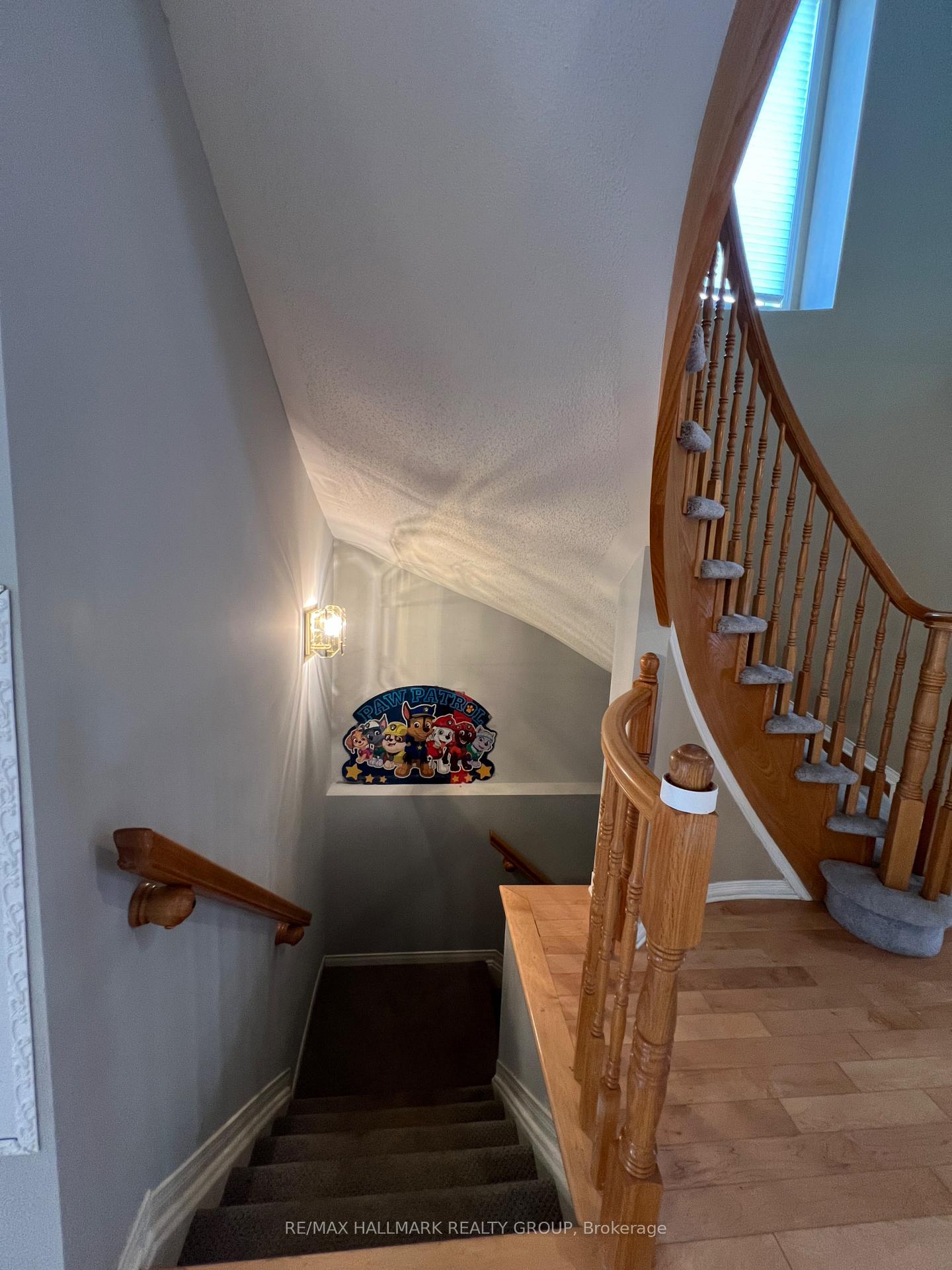 Photo 11 of 105 Mcbrien Street, Ottawa, Kanata - Morgan's Grant/South March — HOMEH