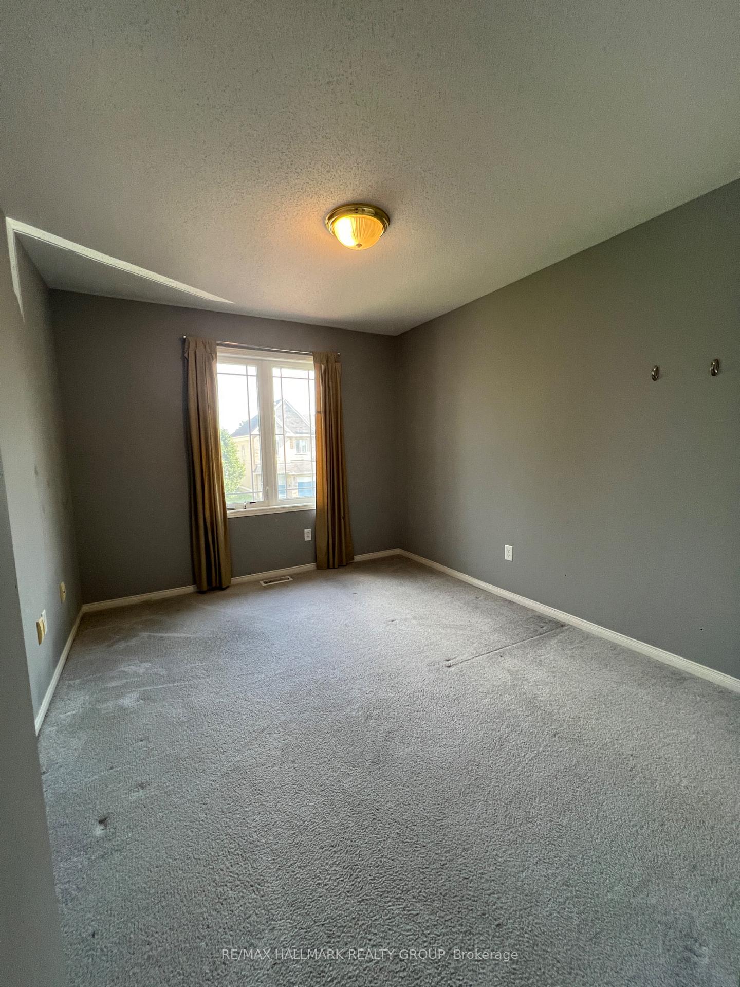 Photo 22 of 105 Mcbrien Street, Ottawa, Kanata - Morgan's Grant/South March — HOMEH