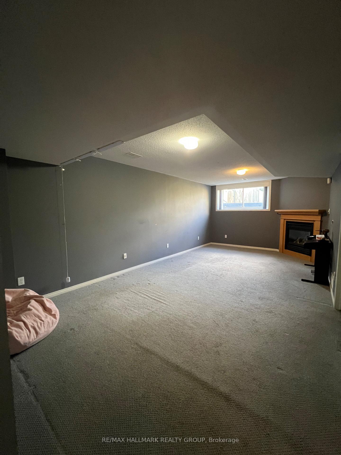 Photo 23 of 105 Mcbrien Street, Ottawa, Kanata - Morgan's Grant/South March — HOMEH