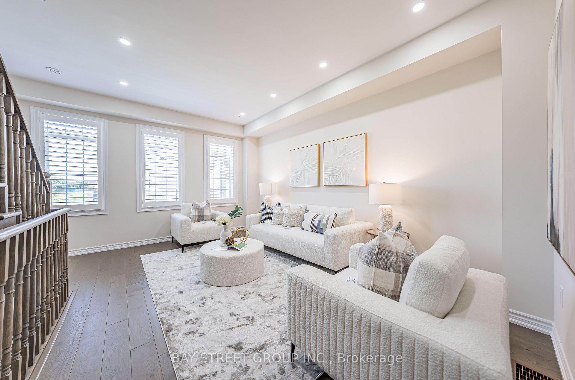 Photo 22 of 32 Cafaro Lane, Markham, Victoria Square — HOMEH