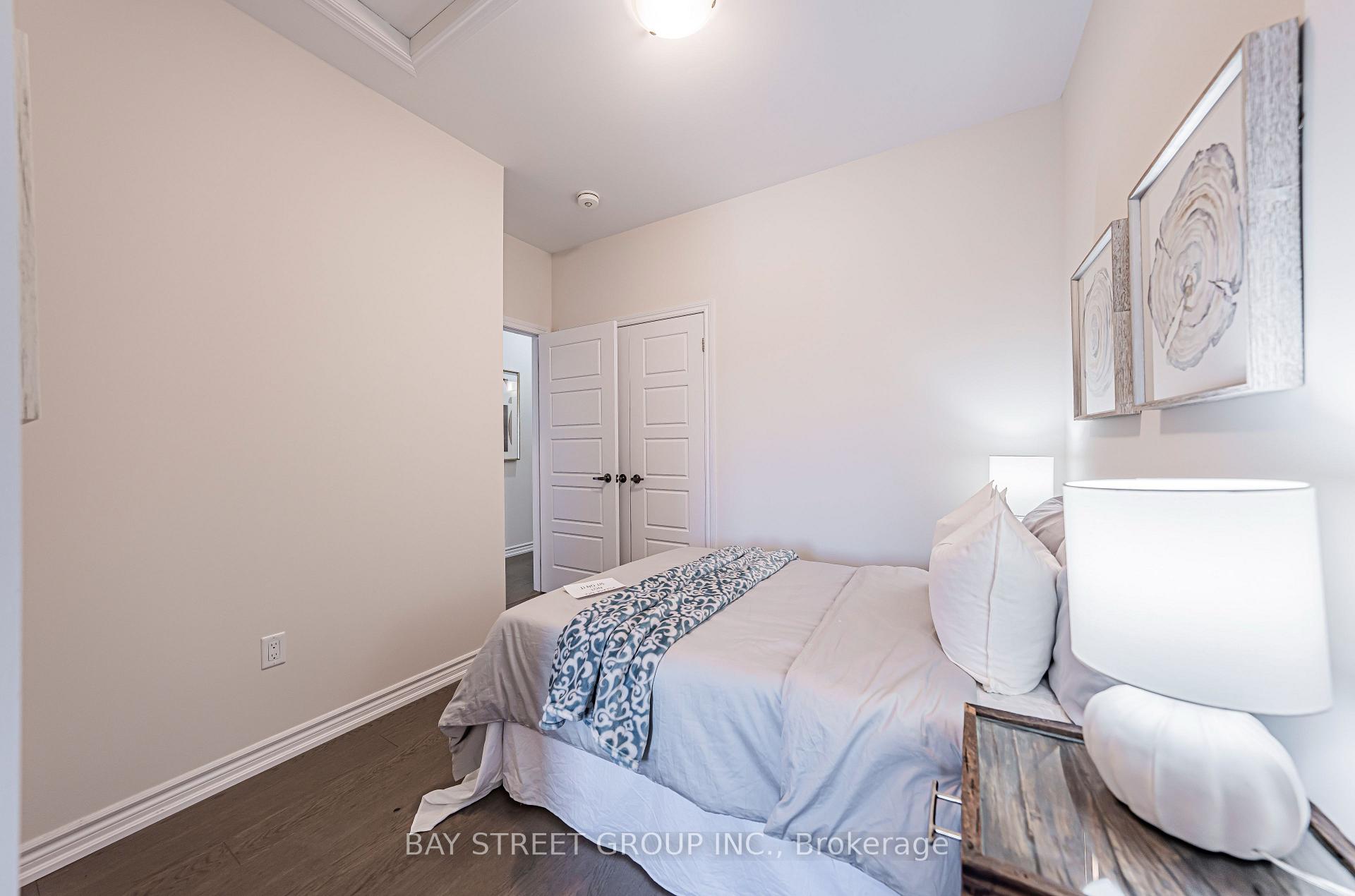 Photo 28 of 32 Cafaro Lane, Markham, Victoria Square — HOMEH