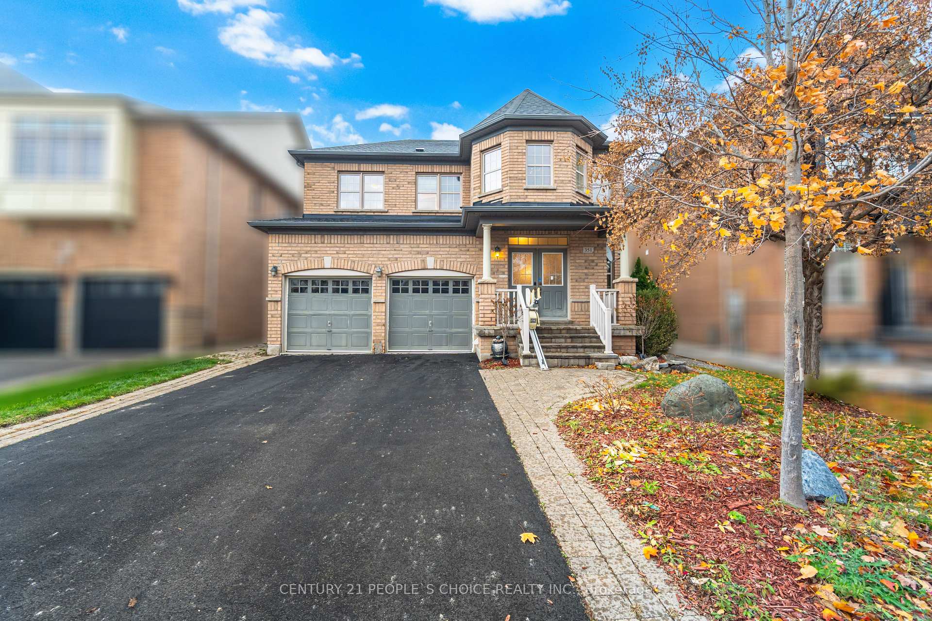 Front of 351 Holmes Crescent